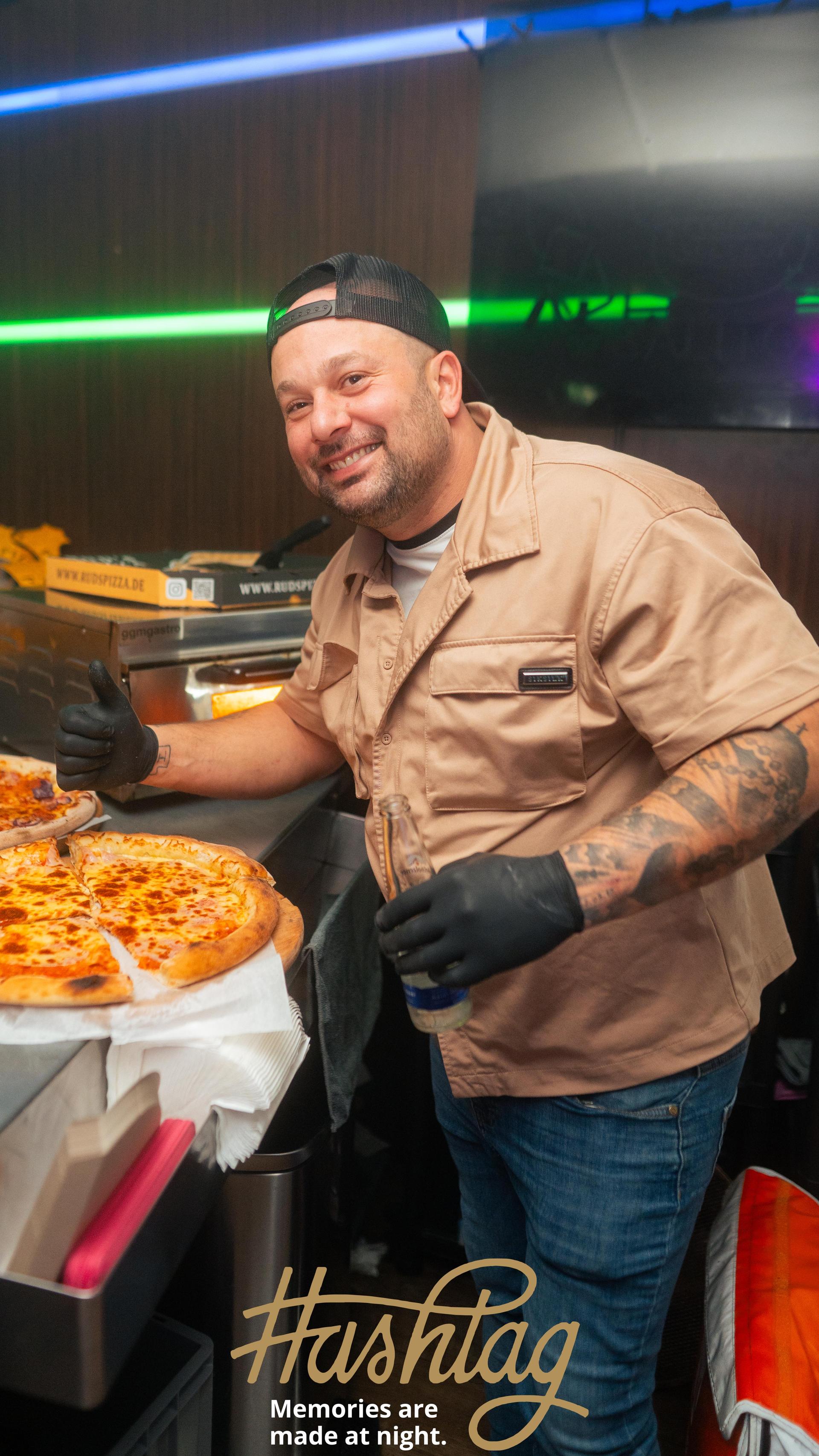 Zum Jahresabschluss gab es im Hashtag nochmal eine große Silvesterparty. Mit dabei war Fotograf Hannes Stock. (Bild: Hannes Stock)