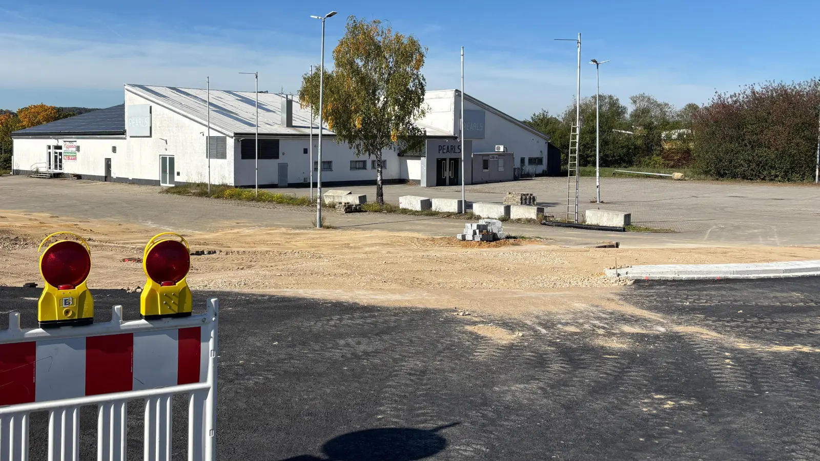 Für den Standort der ehemaligen Disko Pearls in Nabburg soll es neue Planungen geben. (Bild: sbö)