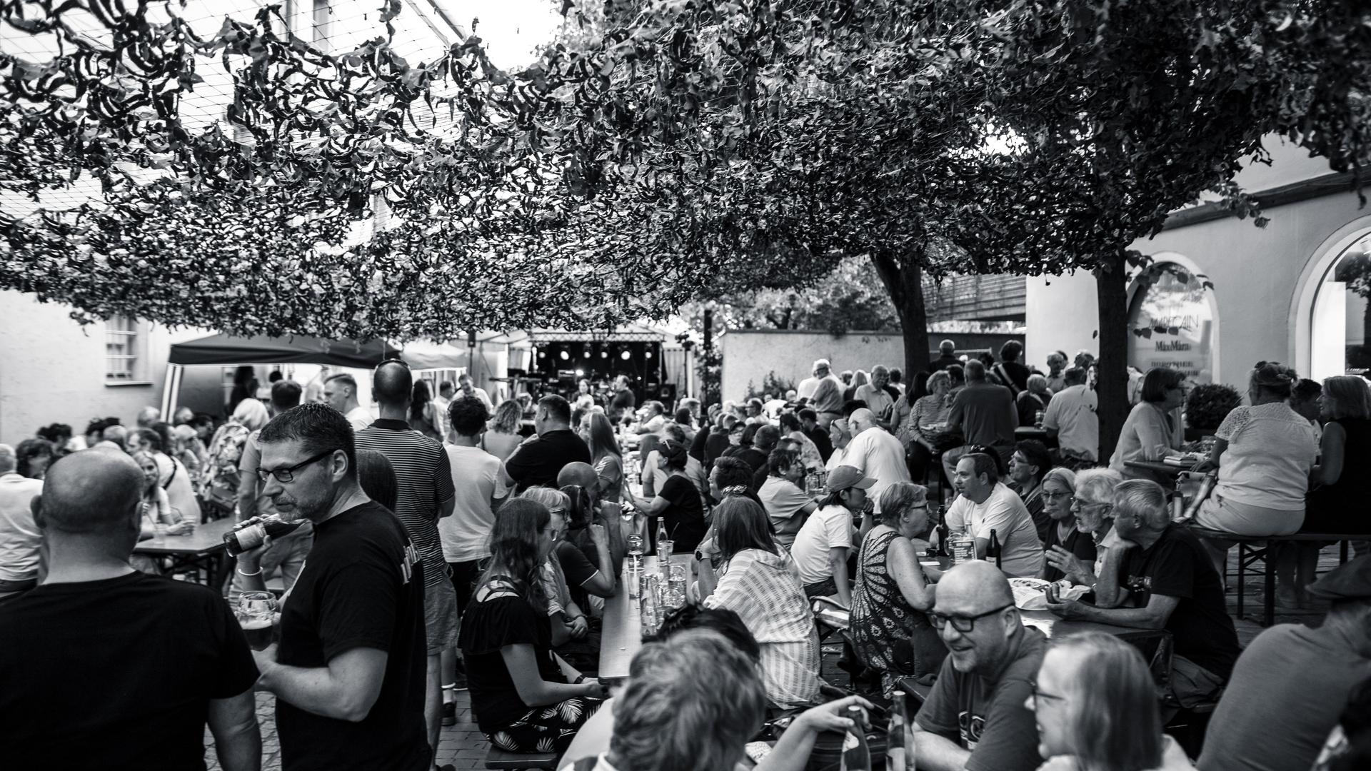 Bürgerfest-Samstag in Weiden: Die Fotos vom Weiden-am-See-Platz<br> (Bild: Hannes Stock)