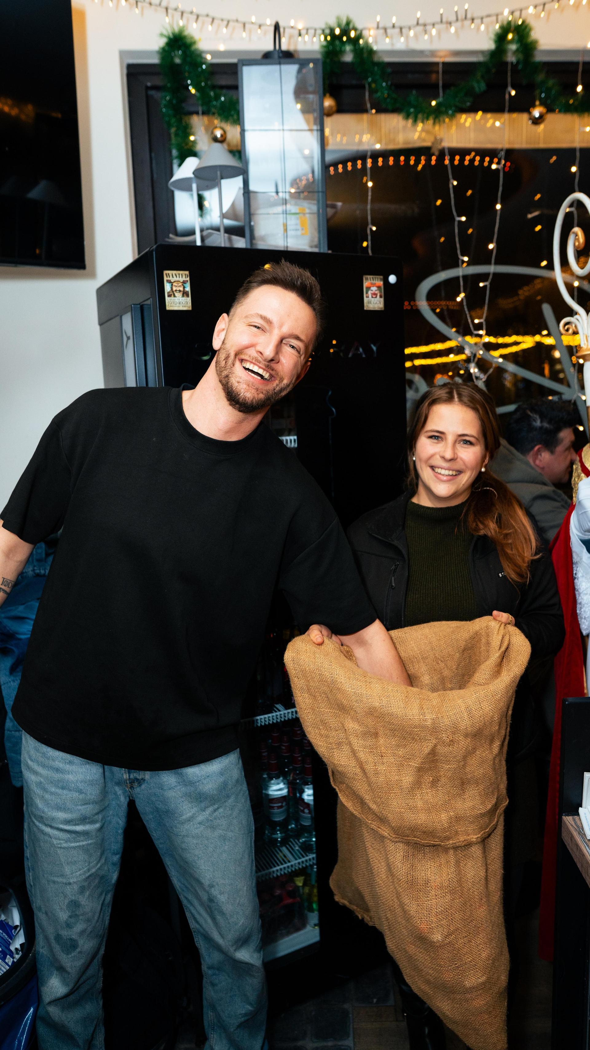 Bilder vom Freitag in der SantoRino Bar in Weiden.  (Bild: Hannes Stock)