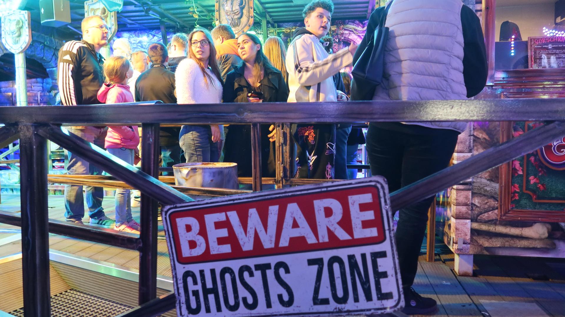 Vorsicht beim Betreten des Haunted Castle.  (Bild: Kunz)