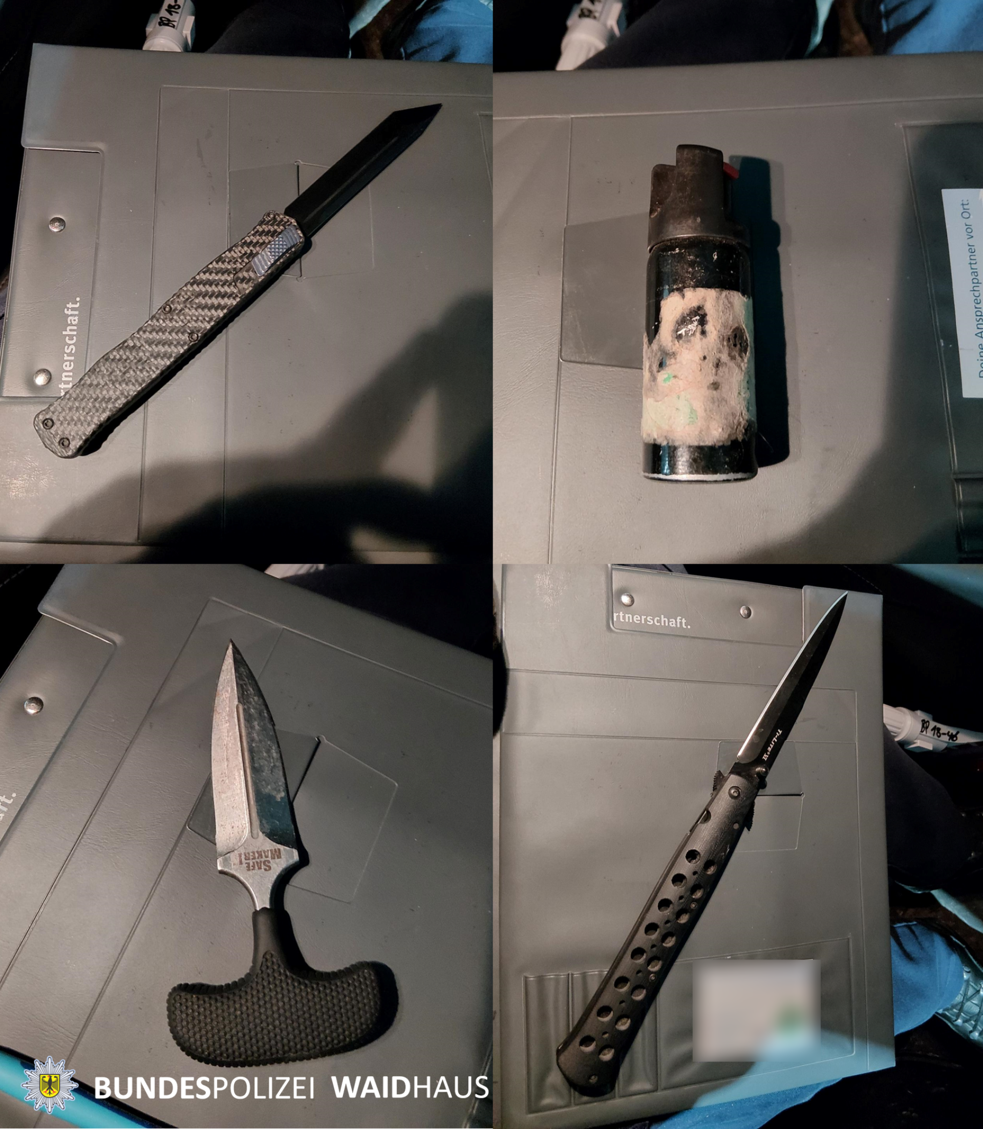 Die Bundespolizei Waidhaus hat bei Kontrollen auf der A 6 mehrere verbotene Waffen sichergestellt. (Bild: Bundespolizei)
