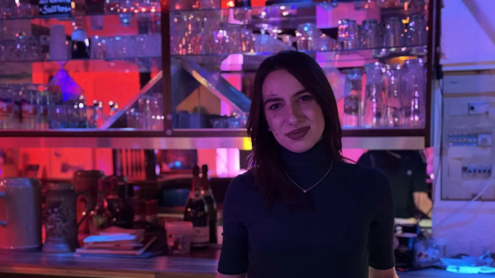 Larissa Gmeiner aus Weiden macht aus dem Baily's das „Reverse”. Eröffnung ist am 1. März. (Bild: Dominik Mark)