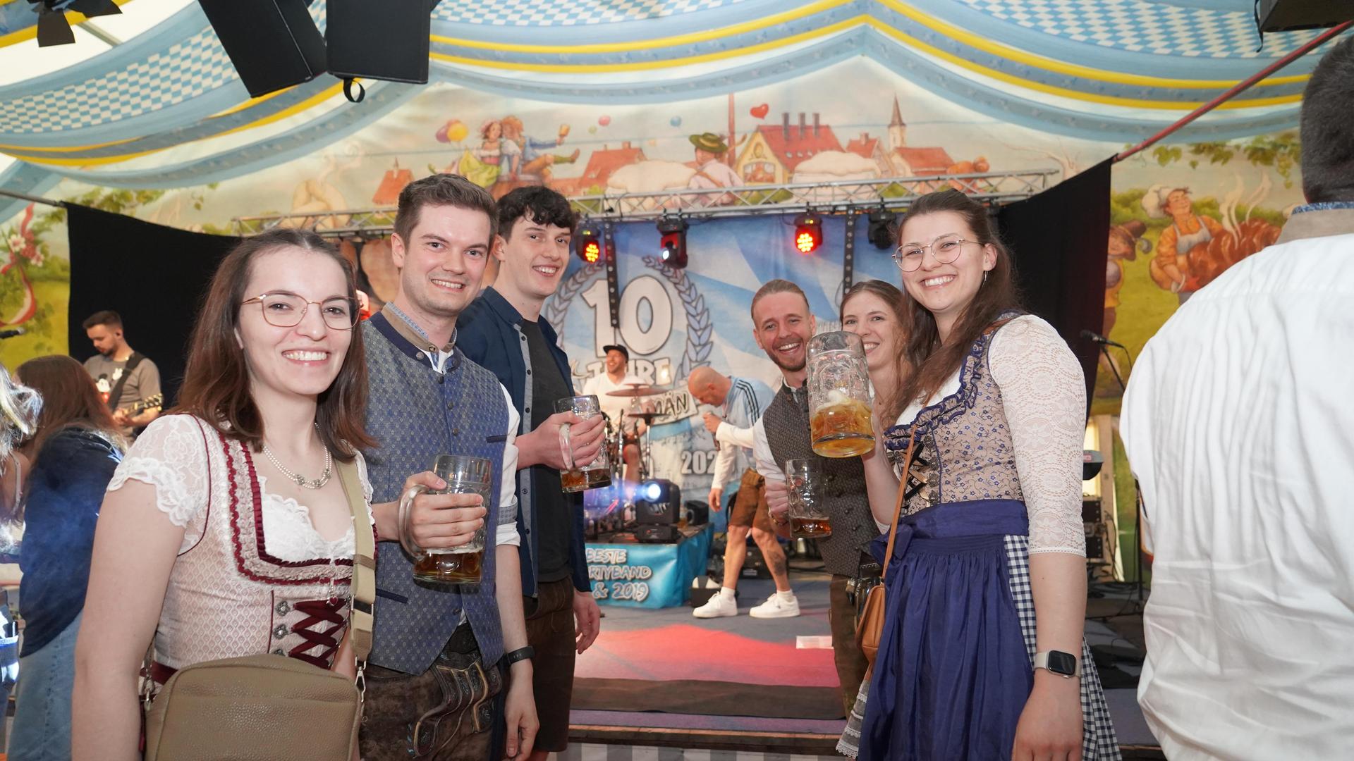 Der Frühlingsfest-Auftakt am Freitag. (Bild: mcl)