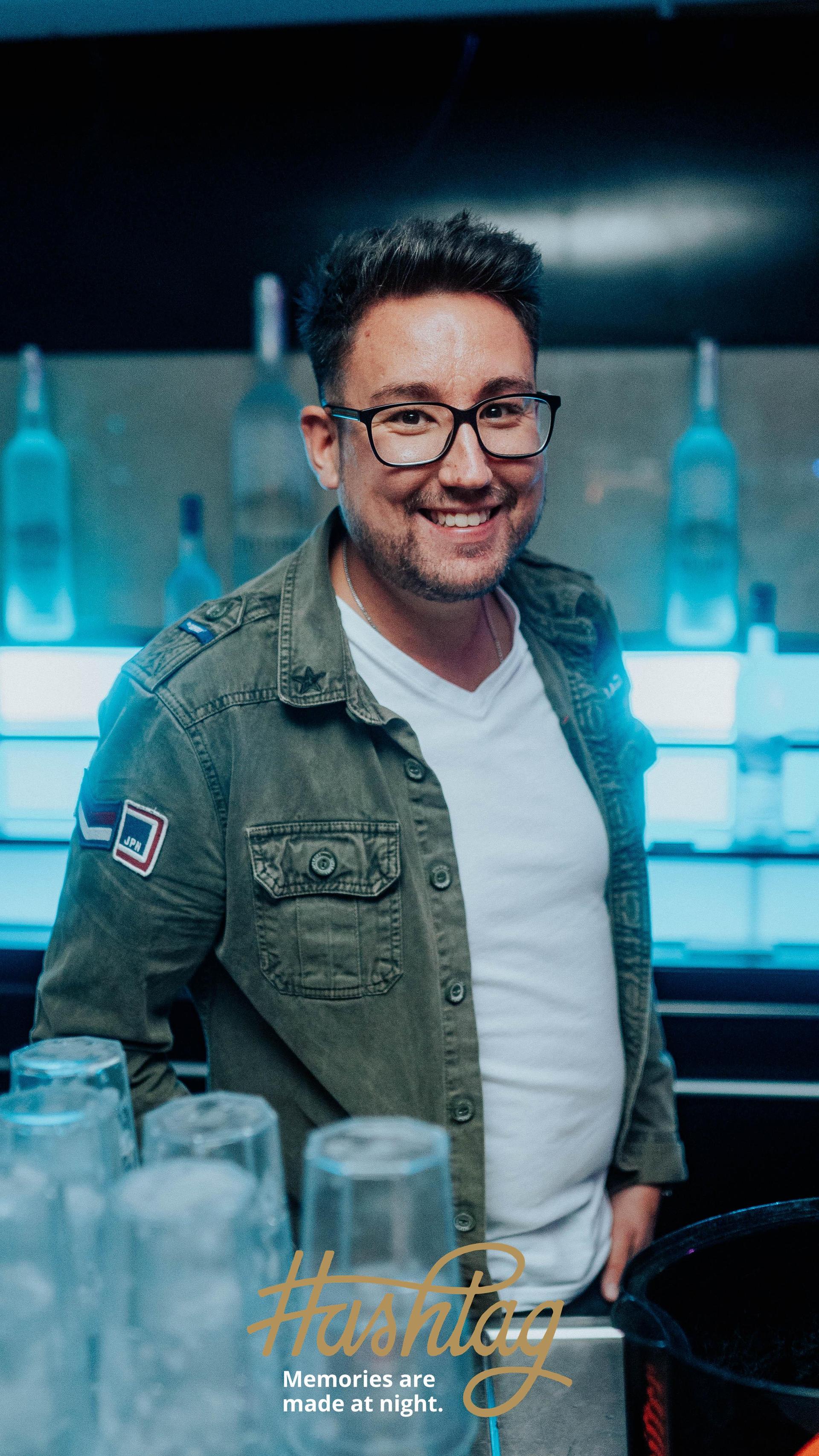 Im Hashtag legte am Samstag DJ Dollar Bill auf und sorgte für beste Stimmung. (Bild: Sebastian Reiter)