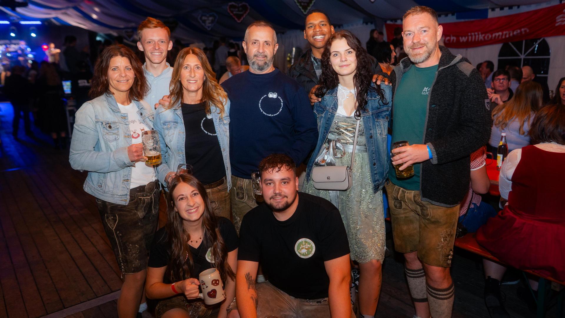 Alle Bilder vom Freitagabend auf der Kirwa in Weiherhammer. (Bild: Hannes Stock)