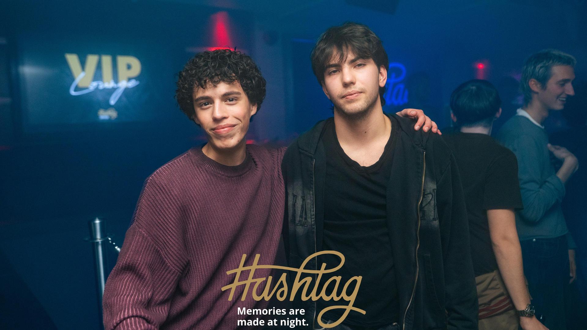 Am Dienstag wurde im Hashtag die Abgabe der Seminararbeiten gefeiert.  (Bild: Hannes Stock)