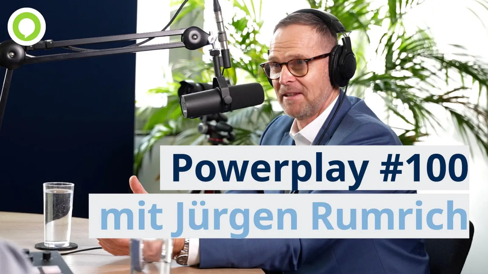 Jürgen Rumrich, der Sportliche Leiter der Blue Devils Weiden, war in der 100. Folge des Podcasts „Powerplay” zu Gast. (Bild: Marco Meier)