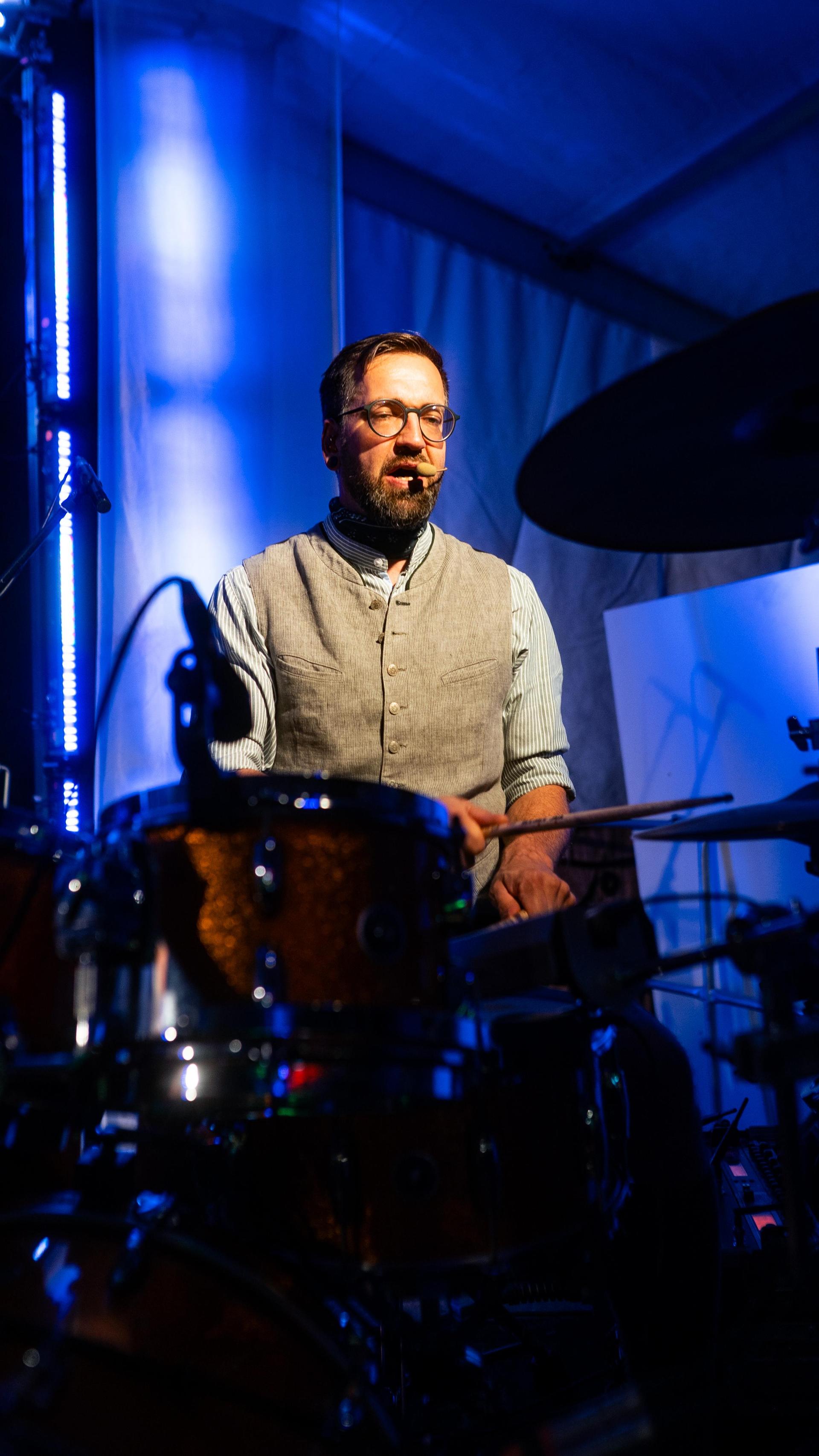 Wernberg feiert Kirwa, die Stoapfälzer Spitzbuam liefern die Musik zum Fest. (Bild: Hannes Stock)