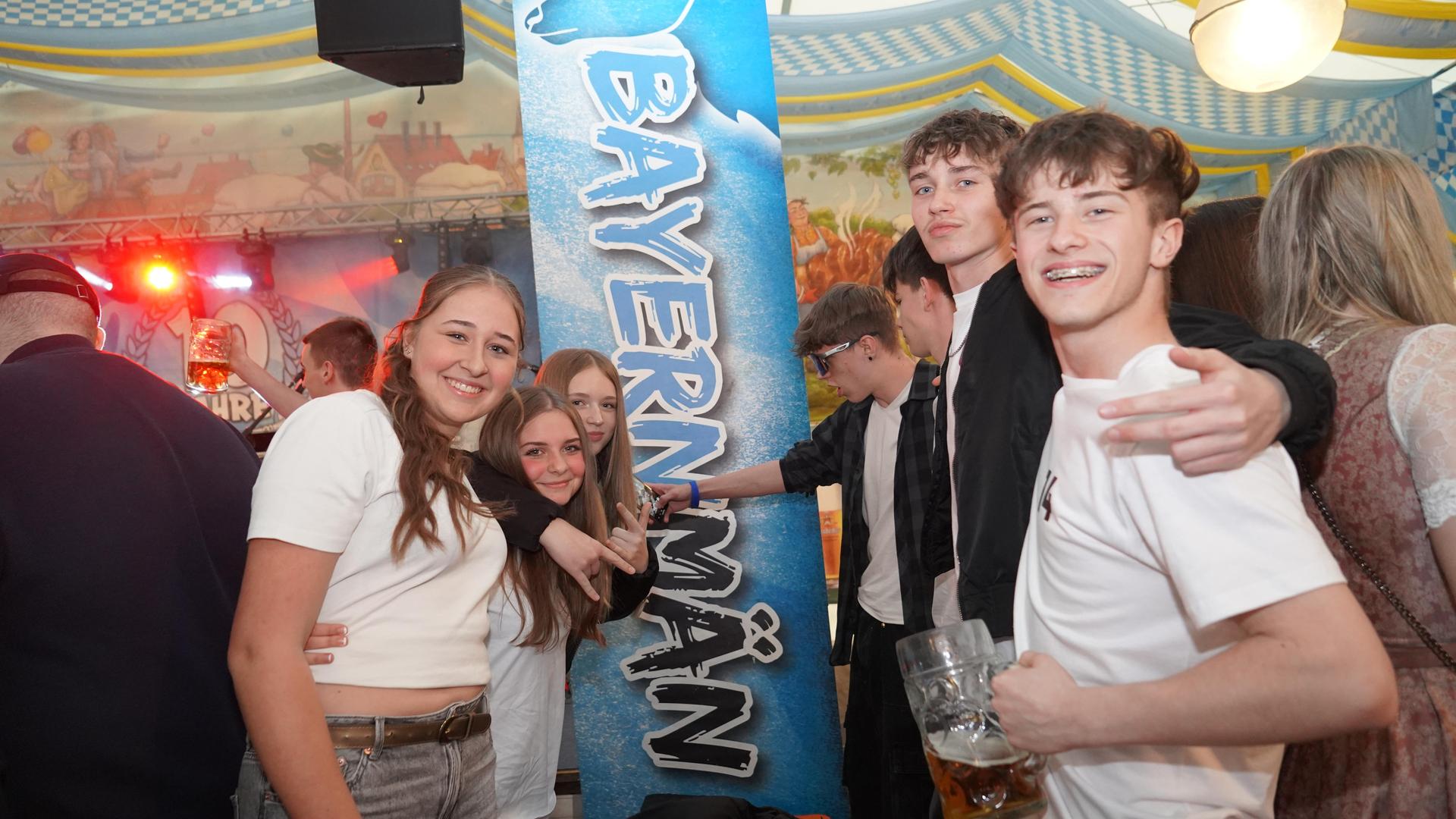 Der Frühlingsfest-Auftakt am Freitag. (Bild: mcl)
