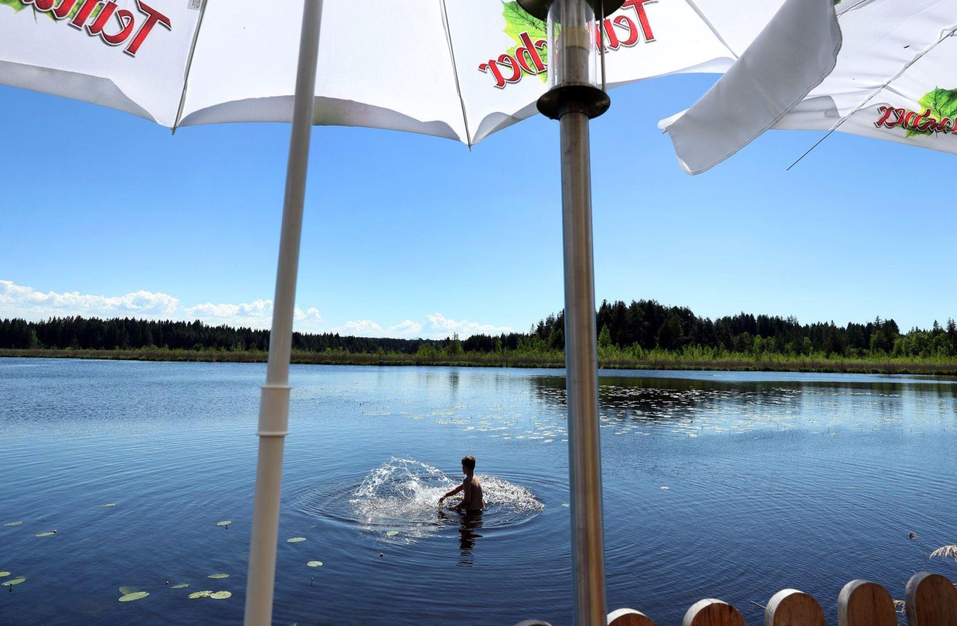 Am langen Pfingstwochenende darf der Freistaat auf Sommerfeeling hoffen.  (Bild: Karl-Josef Hildenbrand/dpa)