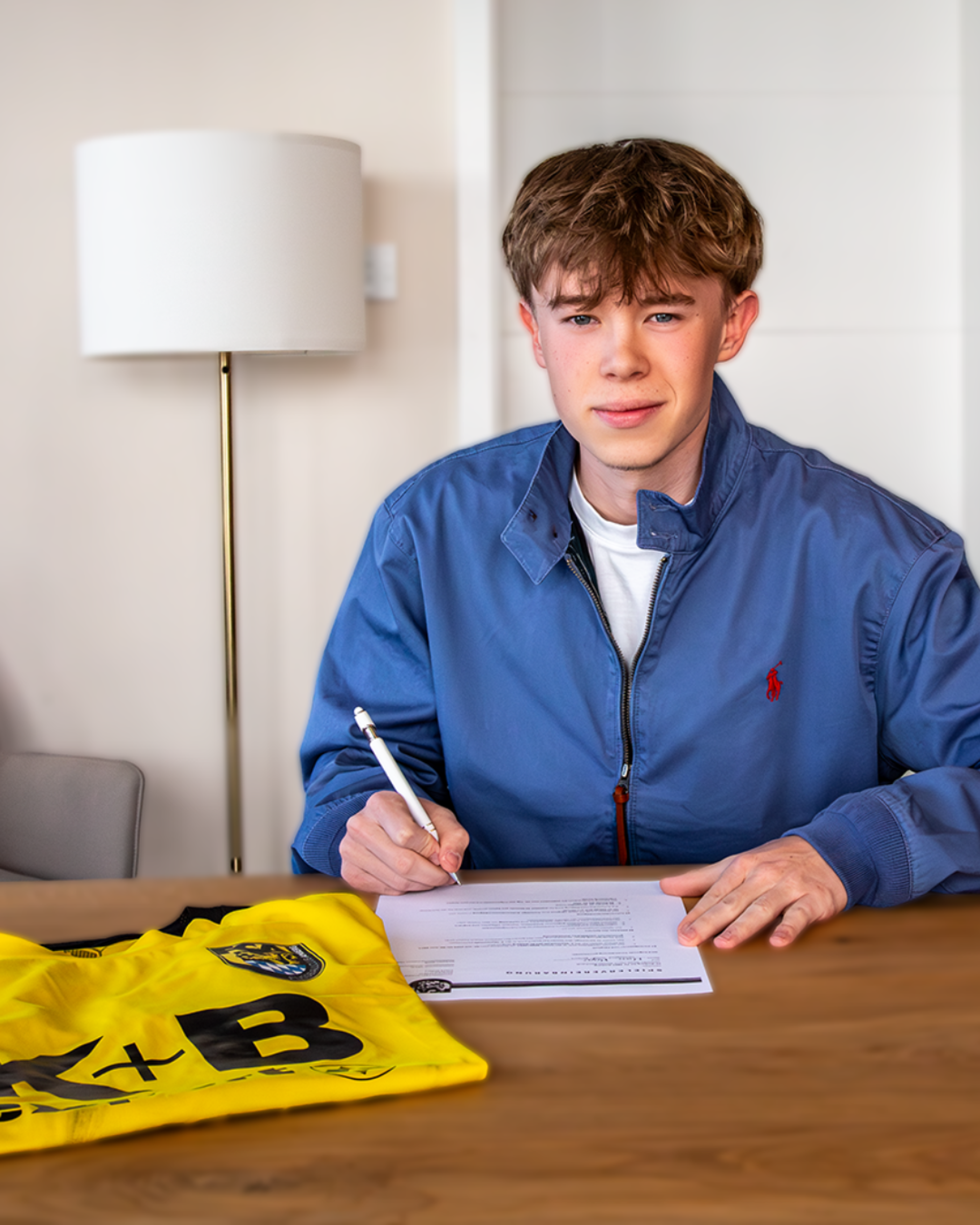 Marc Meyer kickt schnürt nächste Saison seine Schuhe für den FC Amberg. (Bild: FC Amberg | Matthias Reuß)