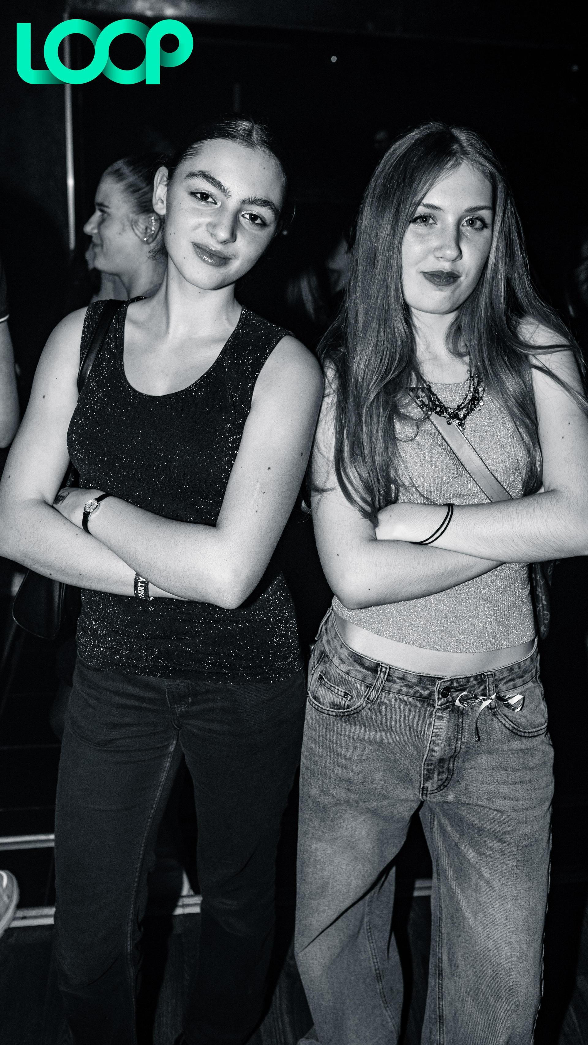 „Dark Glamour New Years Party”: Das war das Motto bei der Party am Freitag im Loop Weiden. (Bild: Hannes Stock)