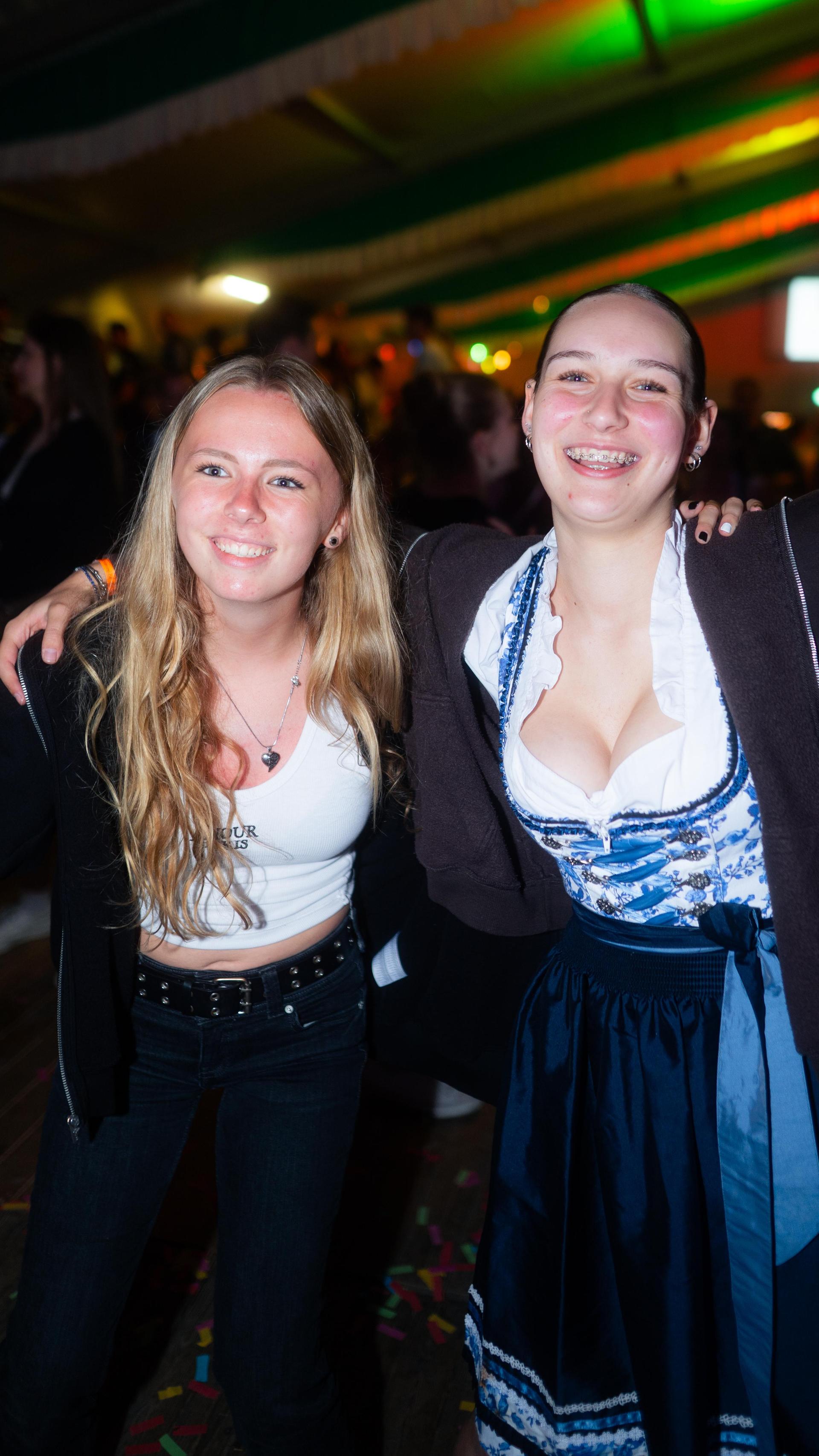 Wernberg feiert Kirwa, die Stoapfälzer Spitzbuam liefern die Musik zum Fest. (Bild: Hannes Stock)