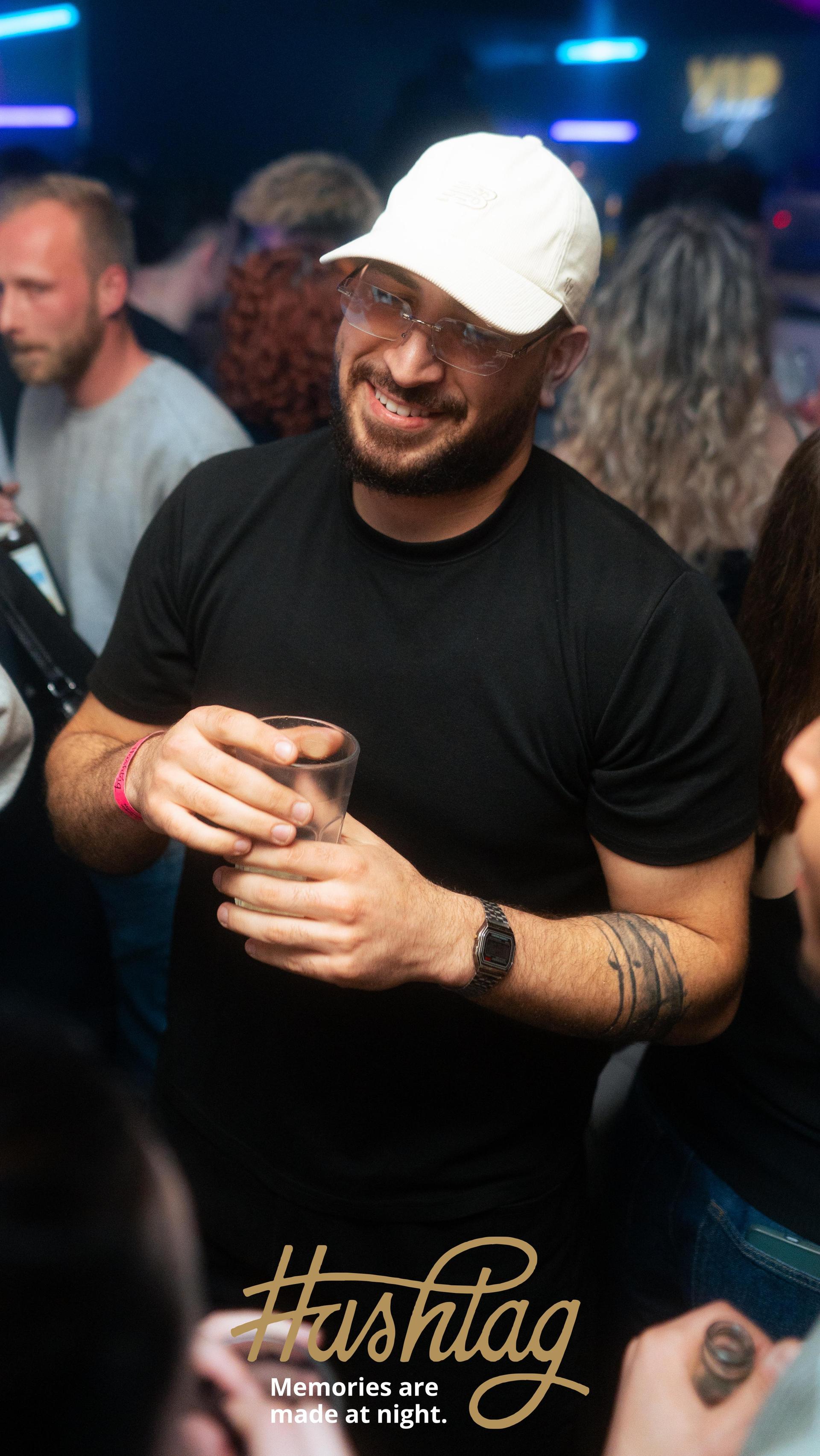 Im Hashtag haben euch am Freitag zwei neue, junge DJs eingeheizt: DJ Feco und DJ Whitekk. (Bild: Hannes Stock)