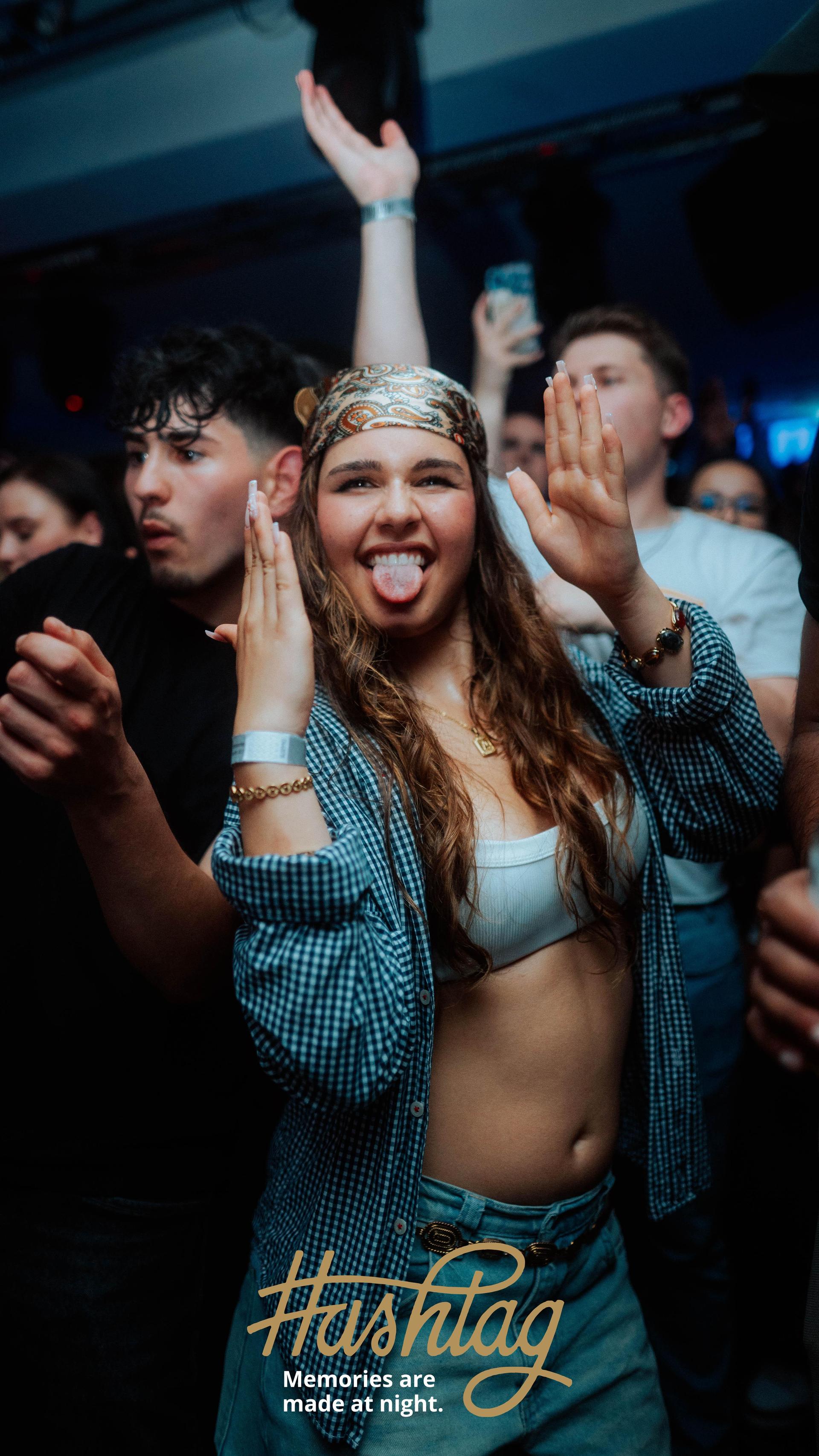 Im Hashtag legte am Samstag DJ Dollar Bill auf und sorgte für beste Stimmung. (Bild: Sebastian Reiter)