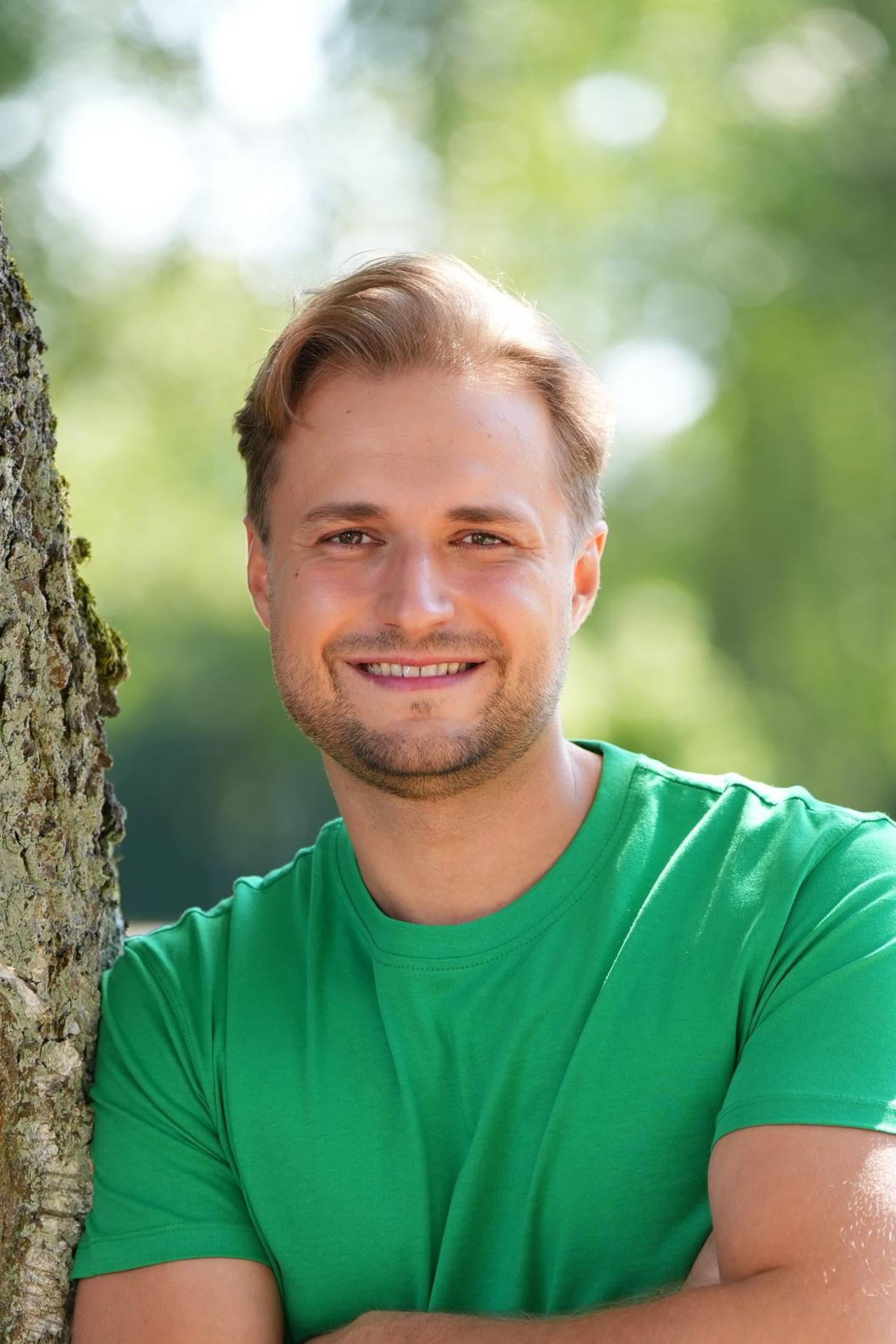 Ob Bio-Ackerbauer Daniel Eibisch aus Kaibitz bei „Bauer sucht Frau” sein Liebesglück findet? Die Zuschauer erfahren es ab 9. November, wenn bei RTL die aktuelle Staffel startet. (Bild: RTL/Stefan Gregorowius)