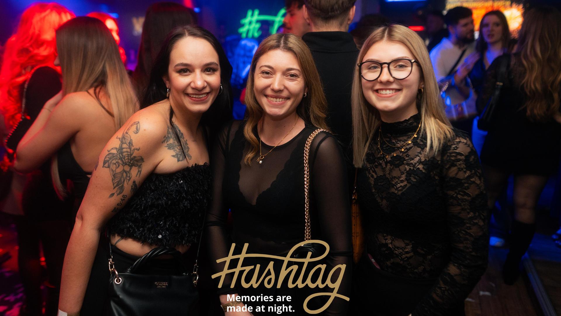 Zum Jahresabschluss gab es im Hashtag nochmal eine große Silvesterparty. Mit dabei war Fotograf Hannes Stock. (Bild: Hannes Stock)