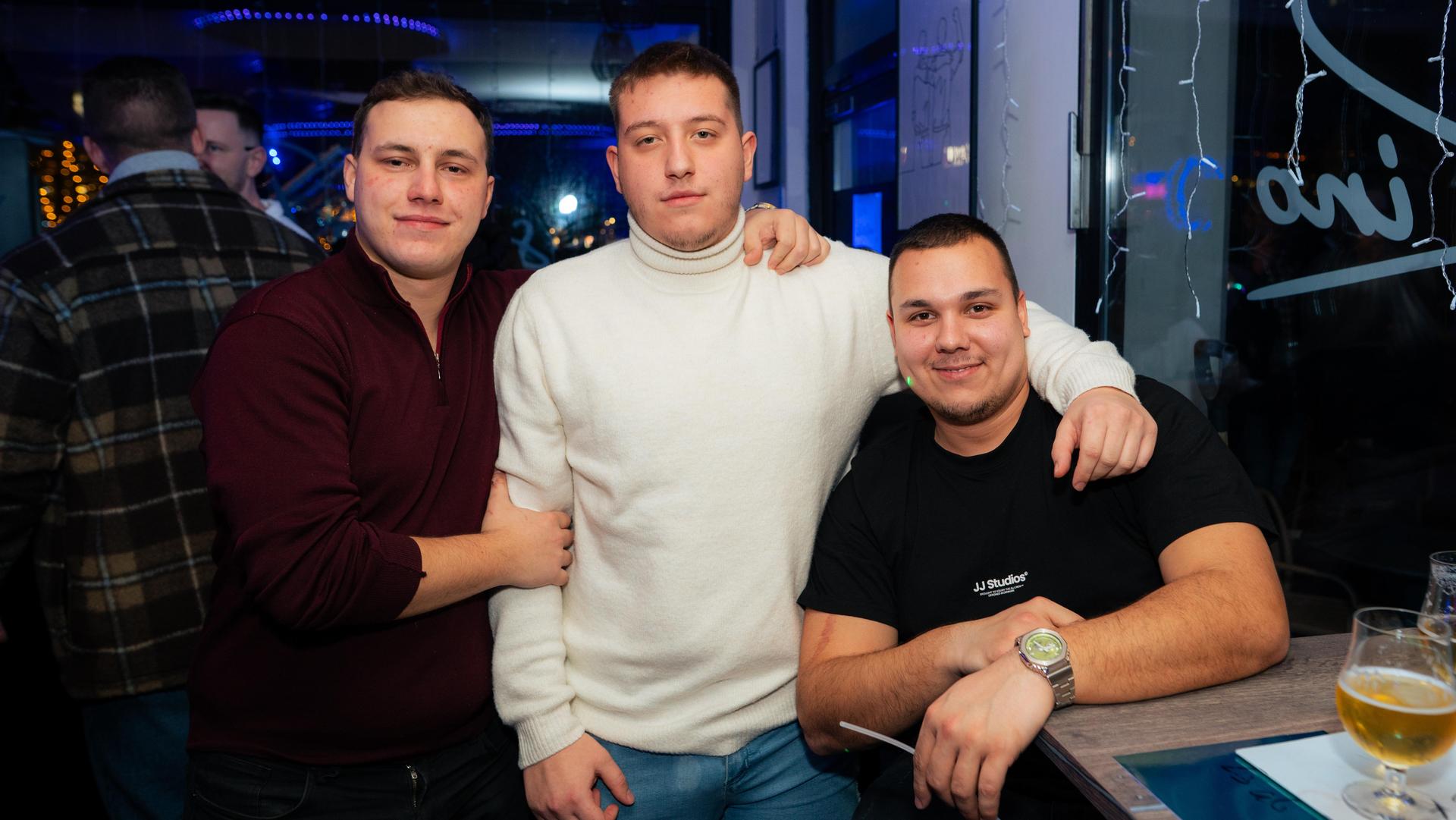 Am Freitag habt ihr beim Feiern in der SantoRino Bar ordentlich Gas gegeben. (Bild: Hannes Stock)