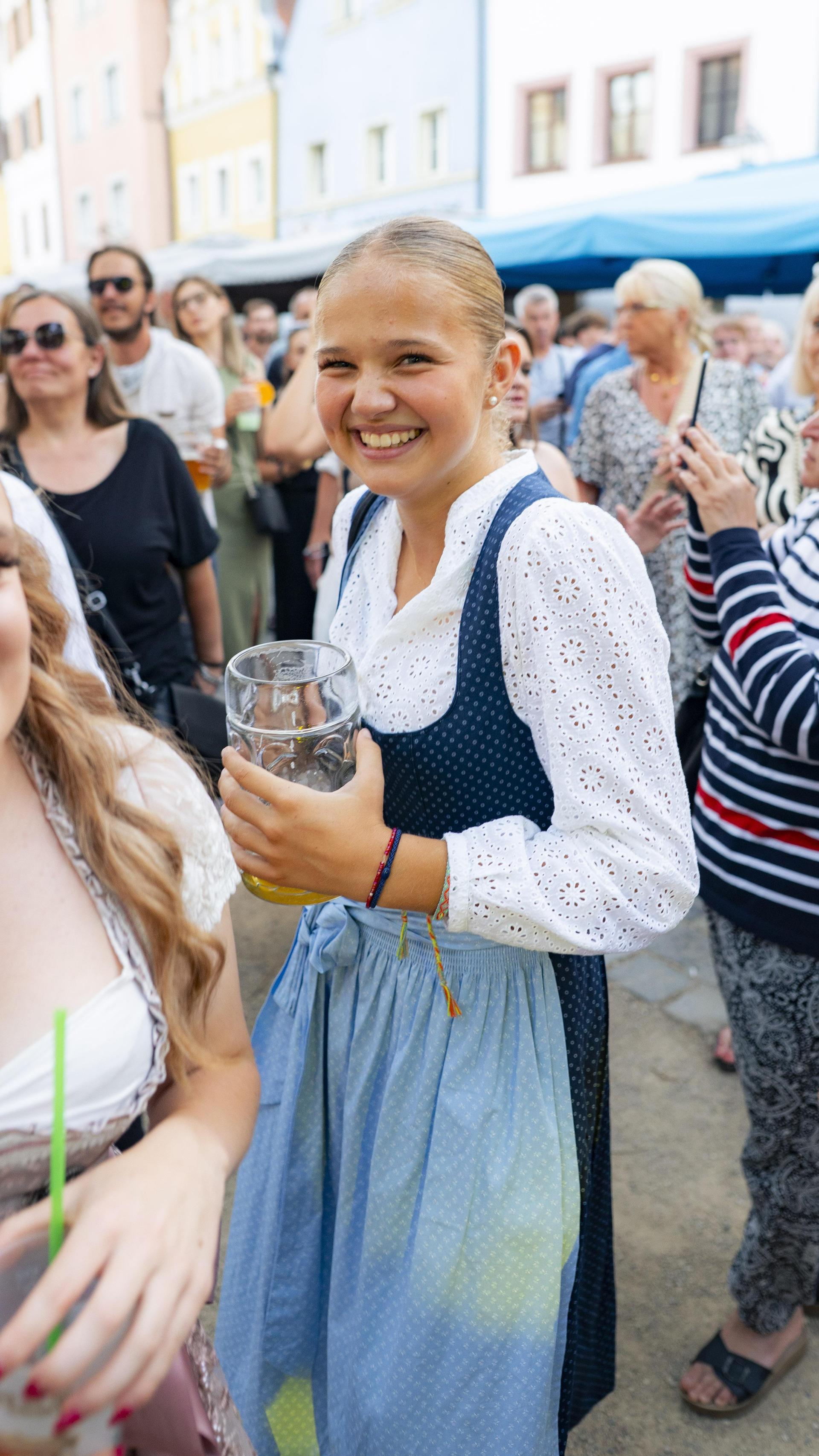 Bürgerfest-Samstag in Weiden: Die Fotos vom Unteren Markt. (Bild: Hannes Stock)