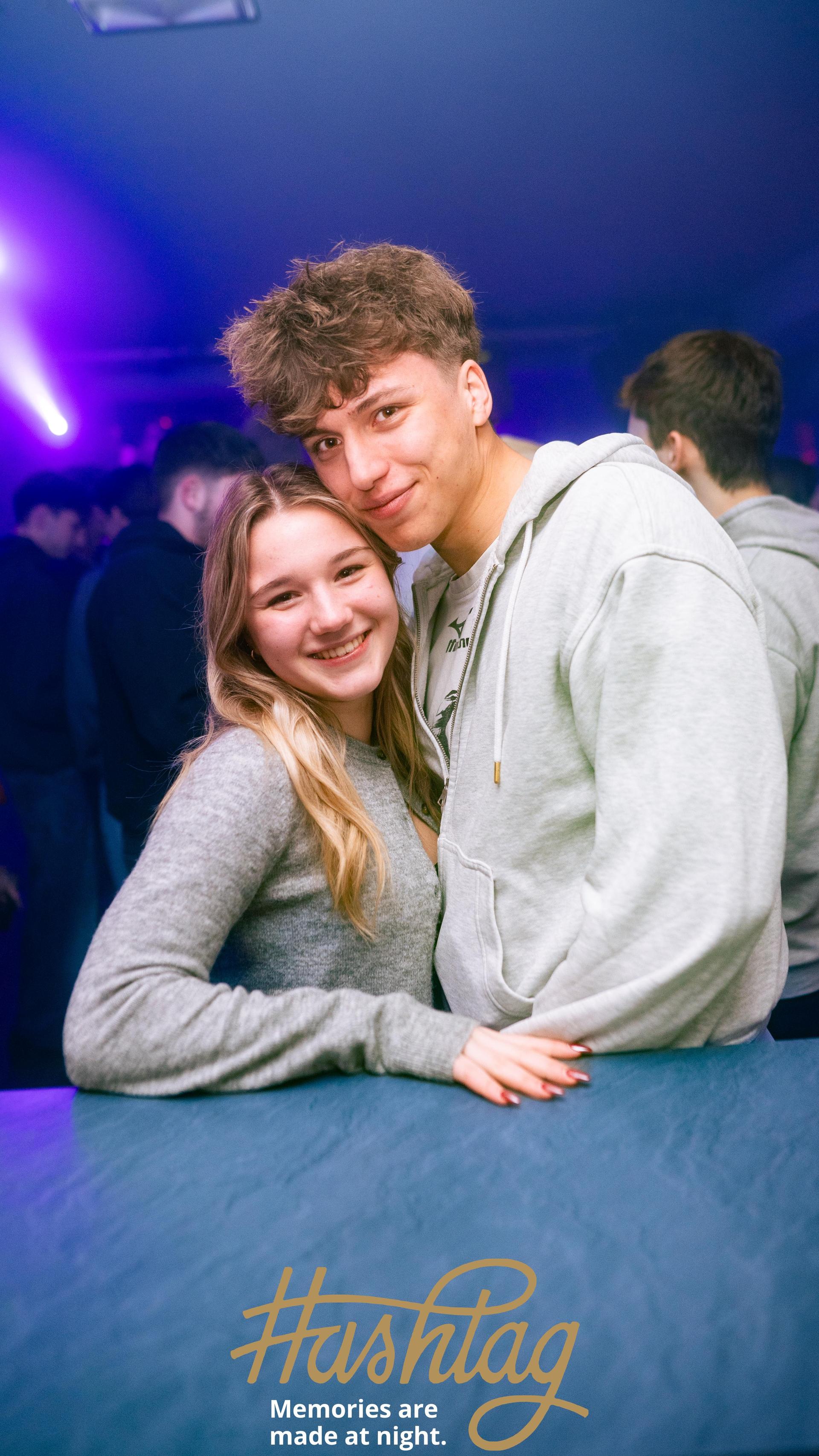 Am Dienstag wurde im Hashtag die Abgabe der Seminararbeiten gefeiert.  (Bild: Hannes Stock)