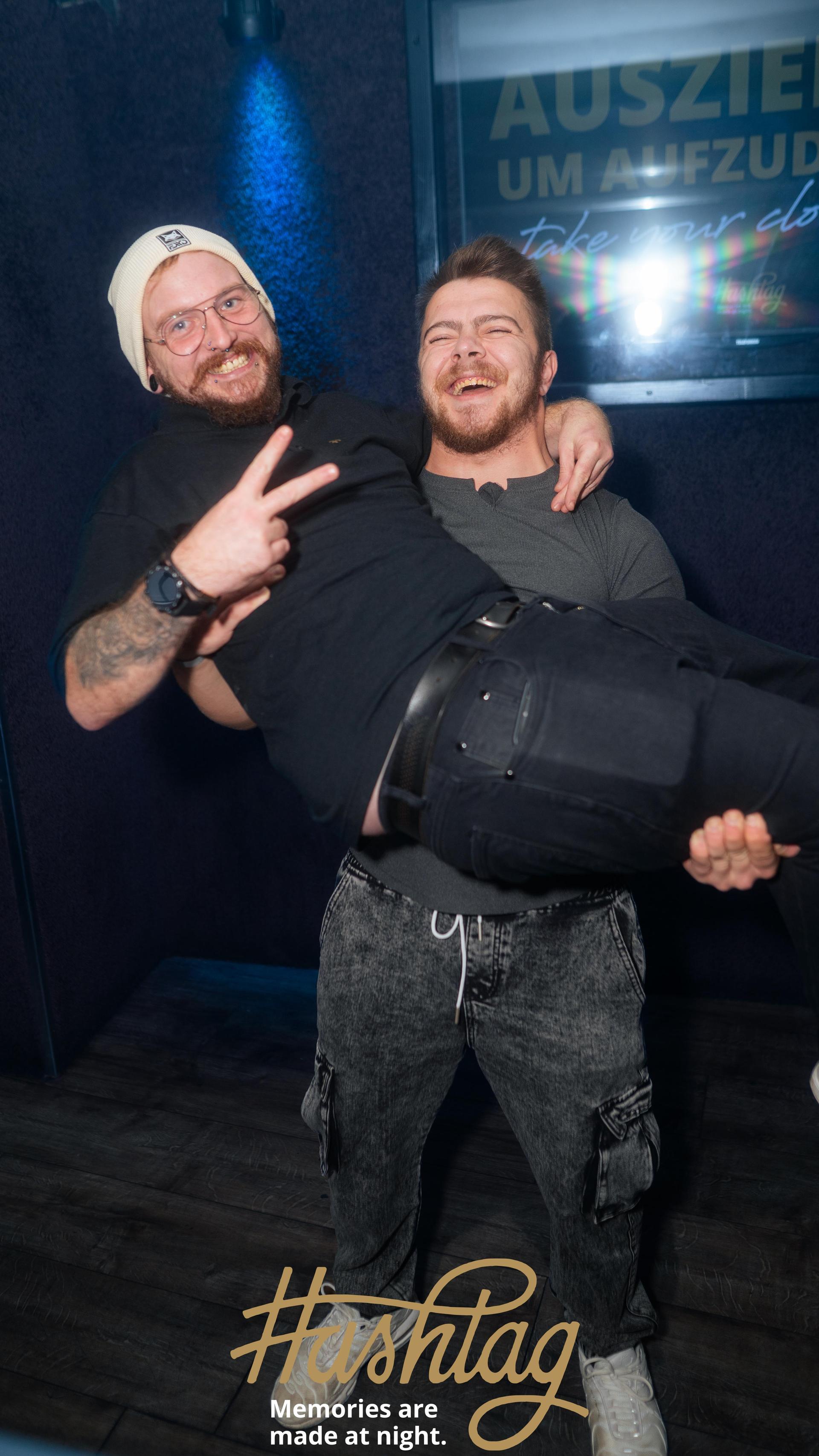 Am Freitag habt ihr im Hashtag Weiden die Nacht zum Tag gemacht. (Bild: Hannes Stock)