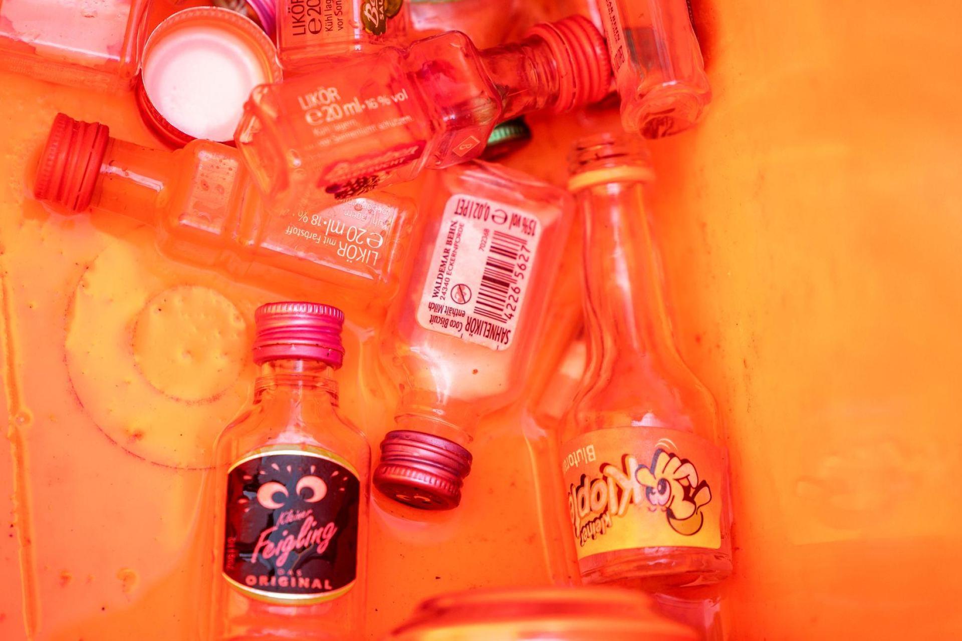 Vor allem bei den jüngeren Menschen gehen die Zahlen zurück. (Symbolbild: Thomas Banneyer/dpa)