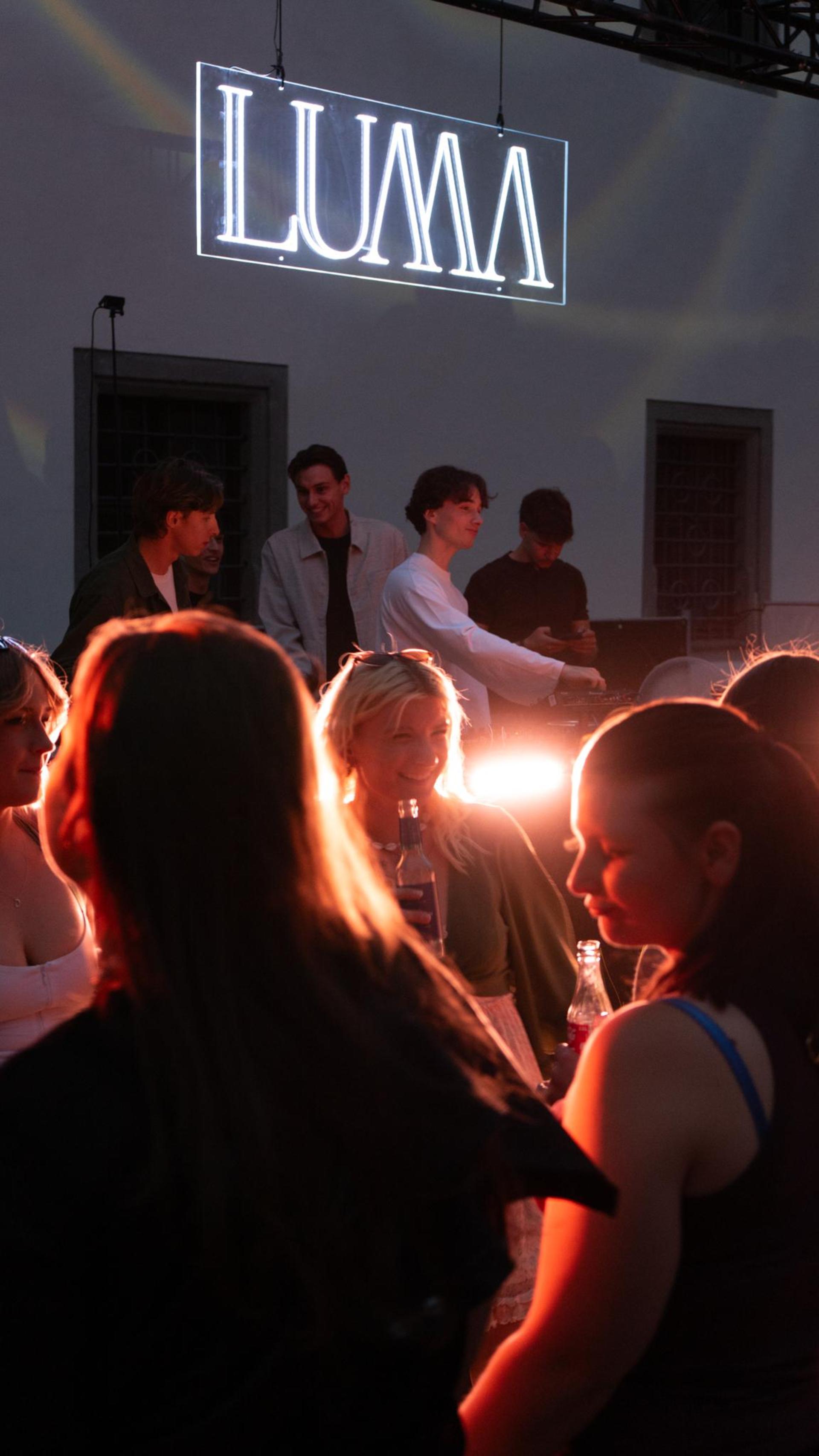 Die Bilder vom LUMA House-Event an der Friedrichsburg in Vohenstrauß. (Bild: Kevin Bartmann)