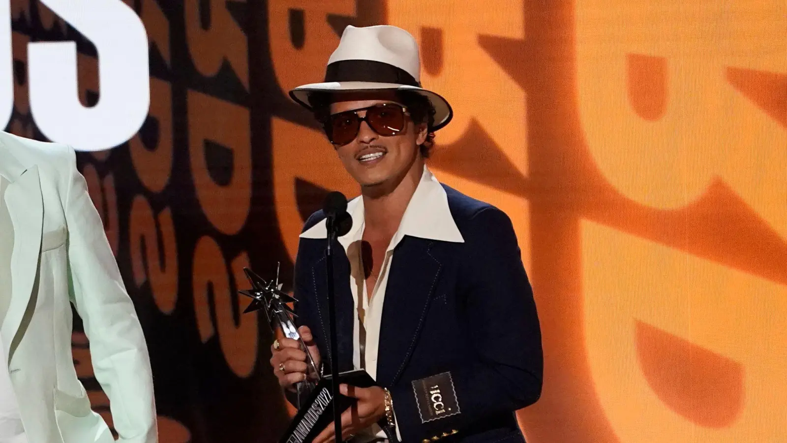 Bruno Mars beteiligte sich zuletzt an Singles mit anderen Künstlern wie Lady Gaga, sein letztes Soloalbum erschien allerdings vor zehn Jahren. (Archivbild: Chris Pizzello/Invision via AP/dpa)