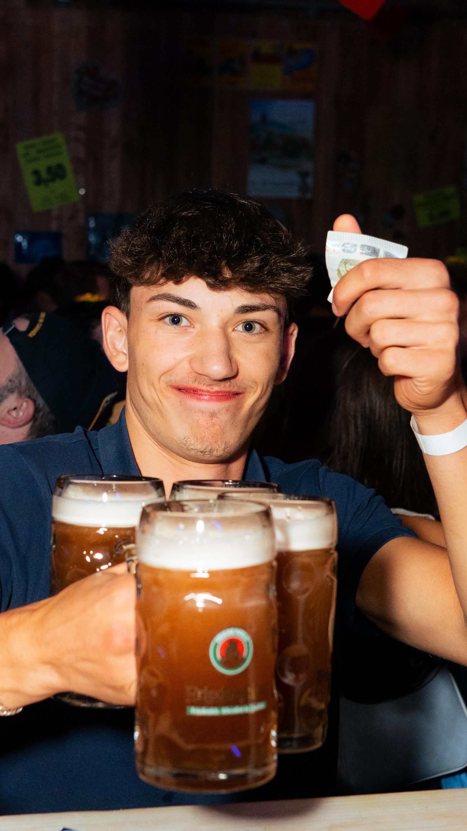 Prost! (Bild: Hannes Stock)