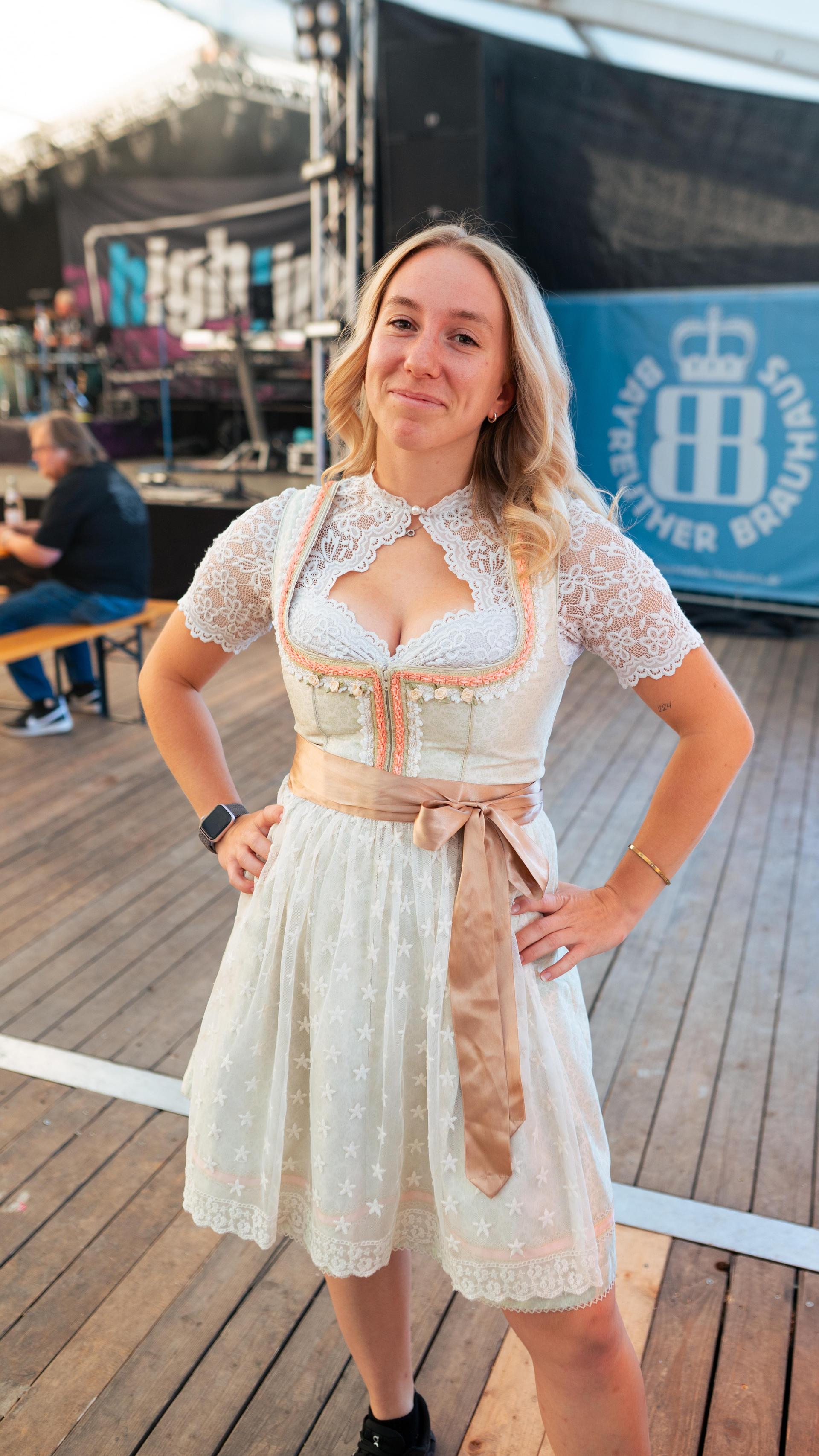 Auftakt beim Volksfest (Bild: Hannes Stock)