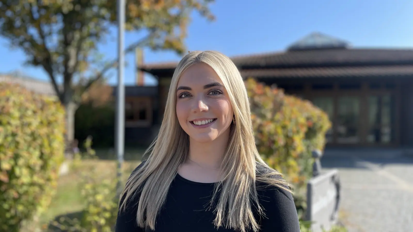 Milena Lippert ist Kauffrau für Büromanagement. An ihrer Ausbildung gefiel ihr vor allem die Vielseitigkeit.  (Bild: Paulina Schmidt)