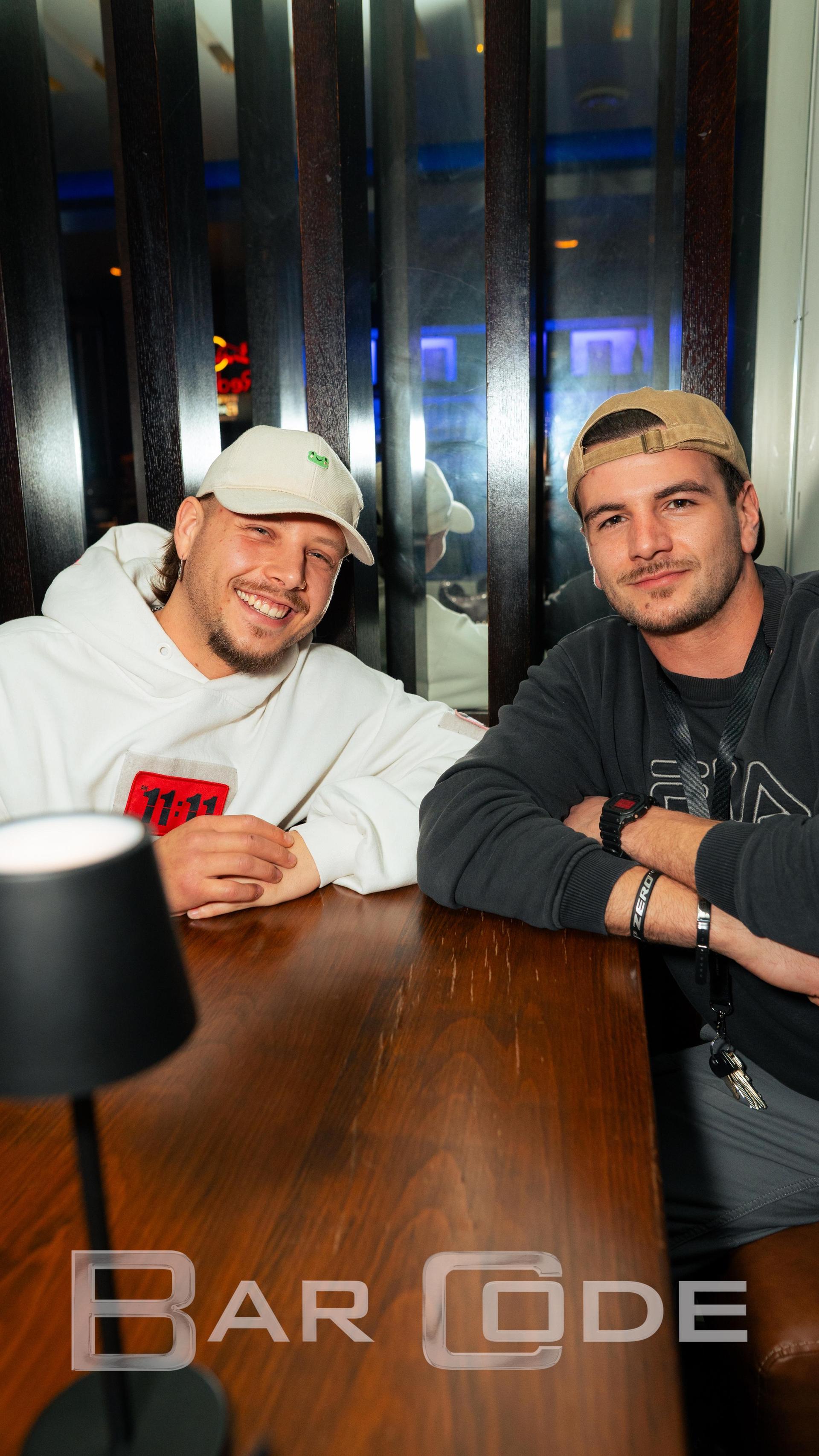 Die Bilder vom Samstag im Barcode. (Bild: Hannes Stock)