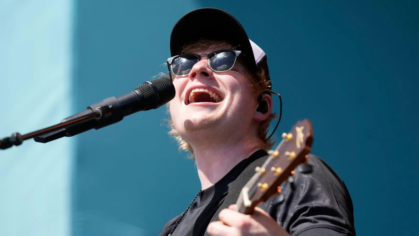Ed Sheeran ist noch bis November in den USA unterwegs, danach sind Konzerte in Mexiko und Südamerika angesetzt. (Archivbild) (Bild: Wilfredo Lee/AP/dpa)