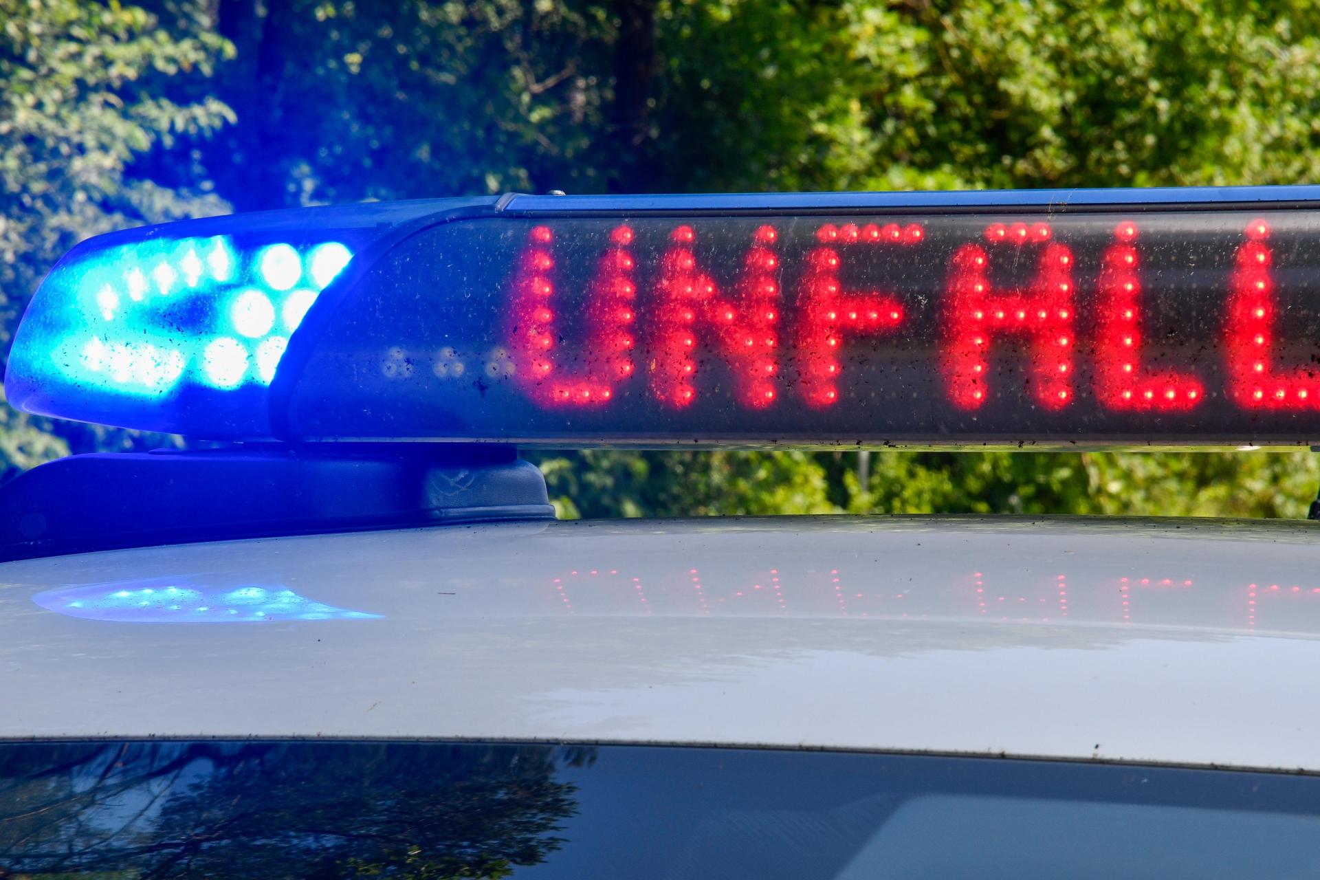 Gegenverkehr übersehen: Den Fahrer erwartet ein Verwarnungsgeld.  (Symbolbild: Petra Hartl)