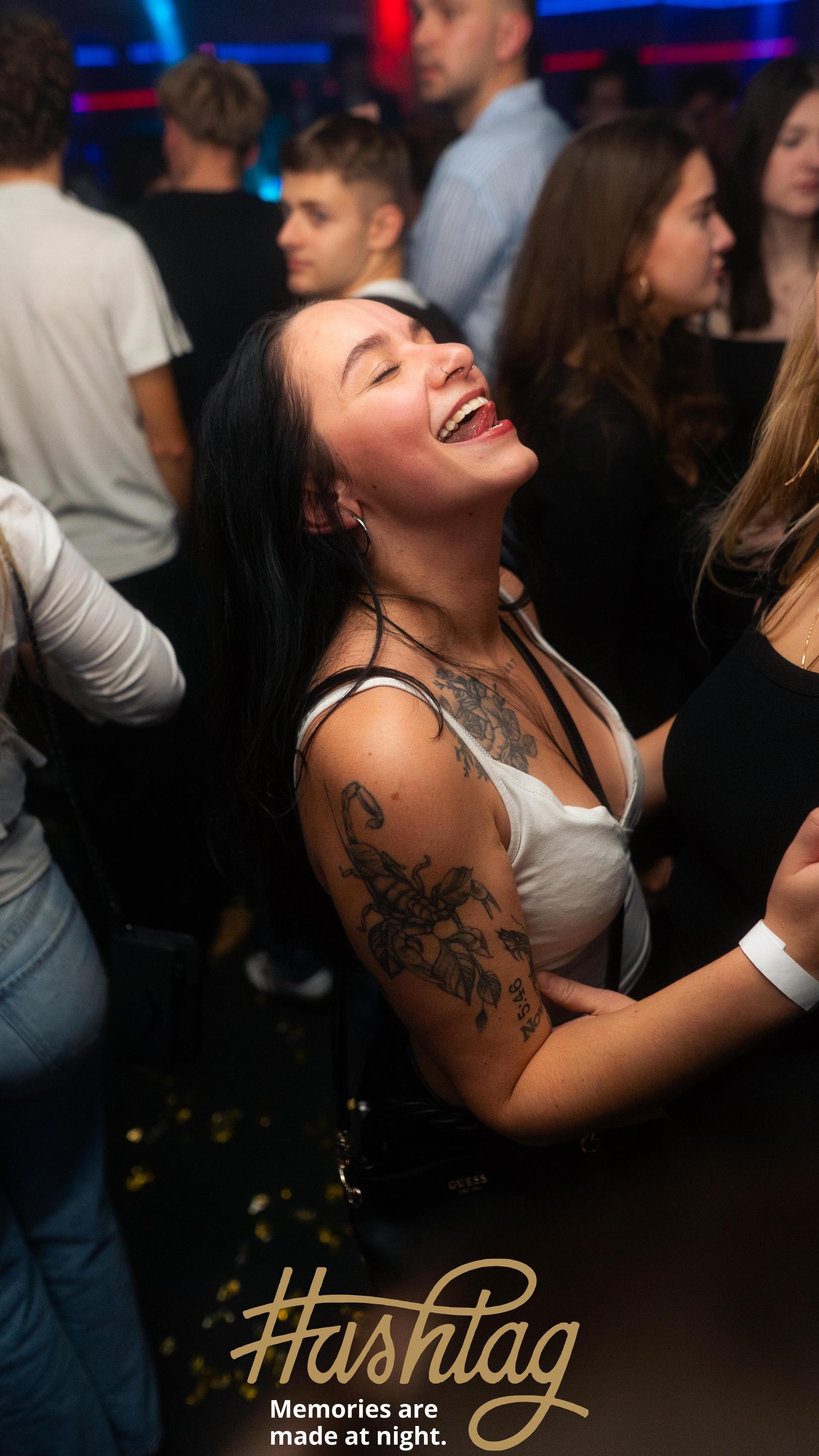 Am Dienstag wurde im Hashtag die Abgabe der Seminararbeiten gefeiert.  (Bild: Hannes Stock)