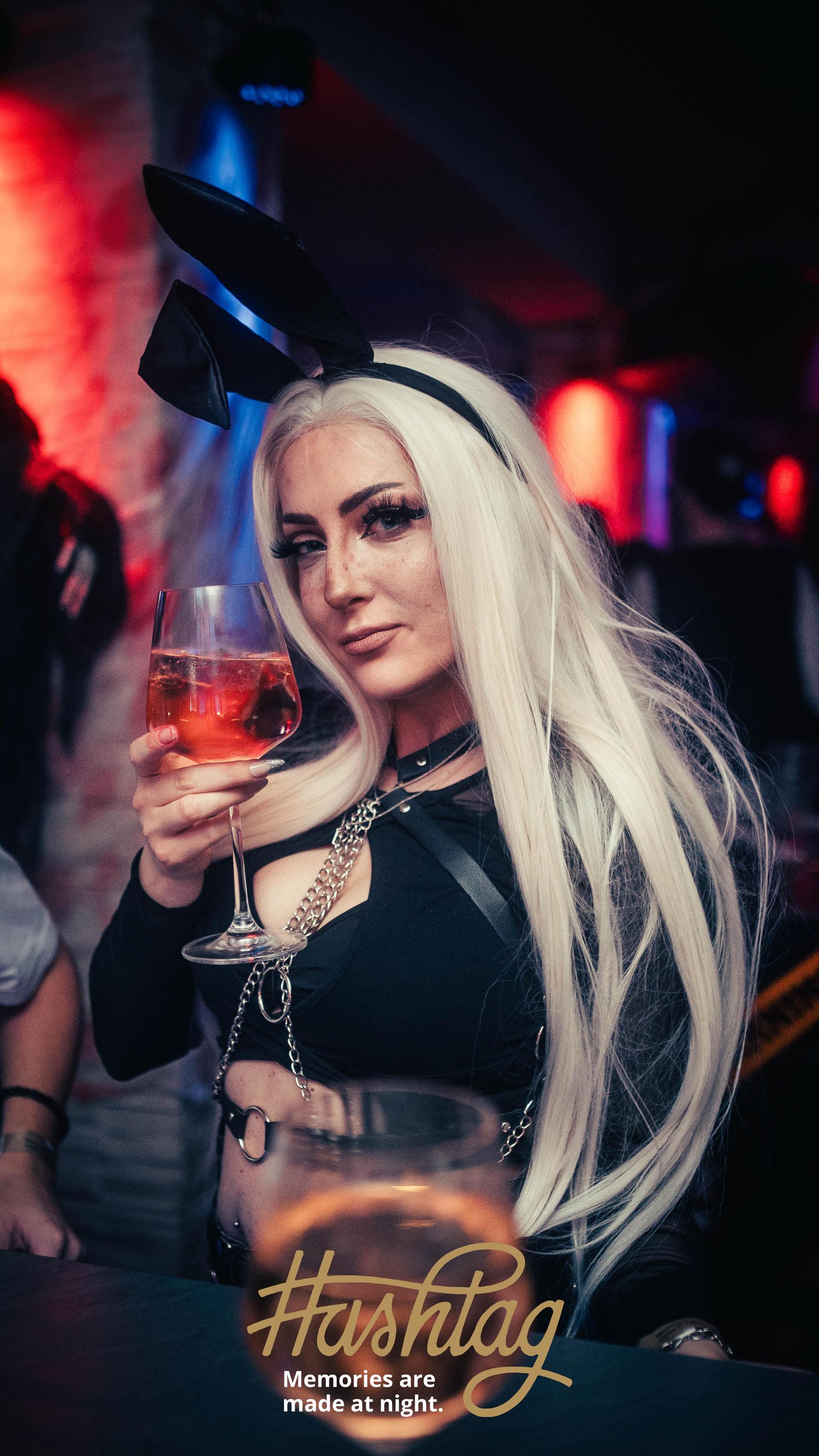 Halloween-Party im Hashtag.  (Bild: Sebastian Reiter)