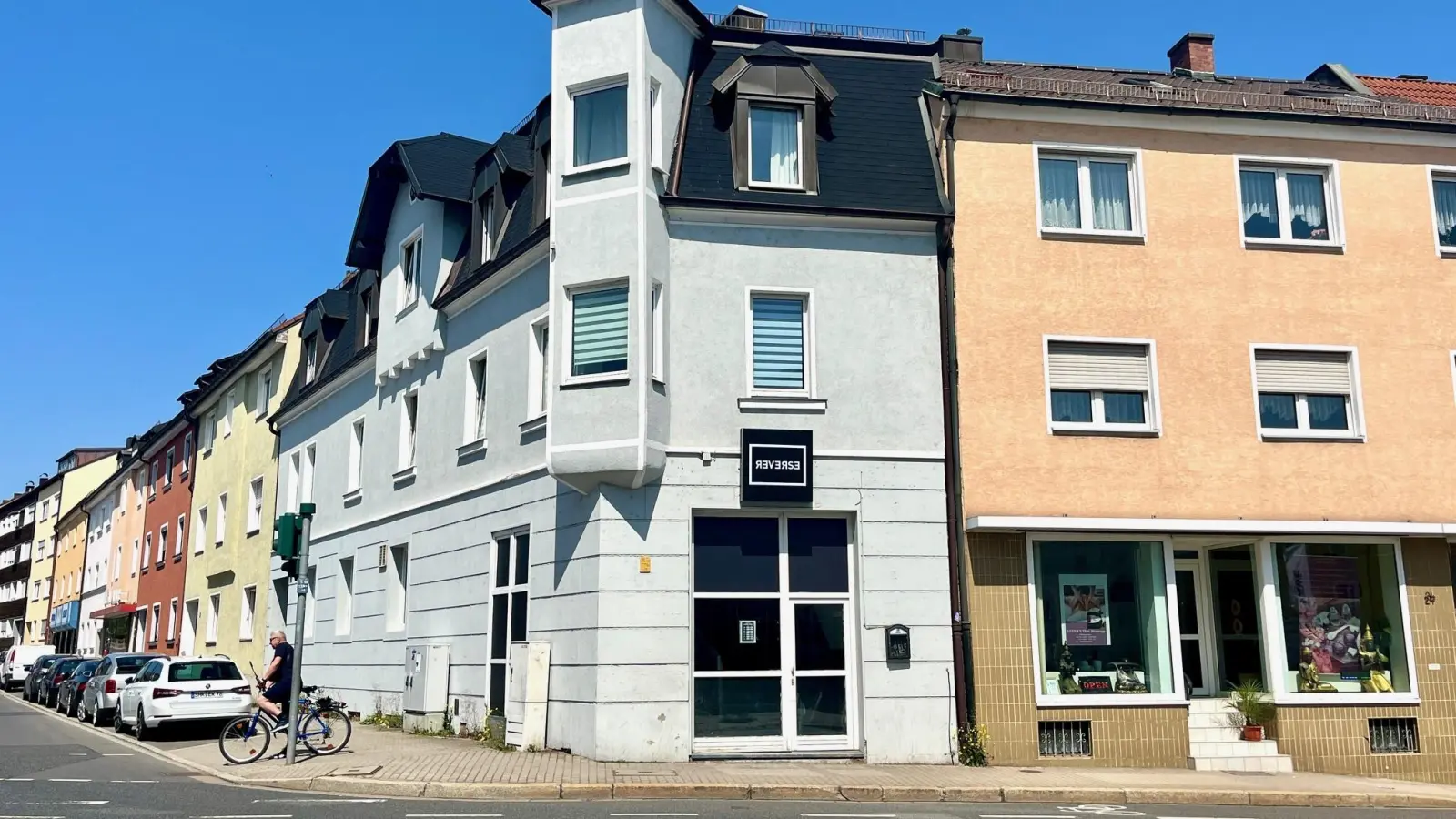 Die Bar „Reverse” in der Weidener Peuerlstraße hat derzeit geschlossen. Erst im März war dort das „Baily&#39;s” einer neuen Pächterin gewichen. (Bild: Gabi Schönberger)