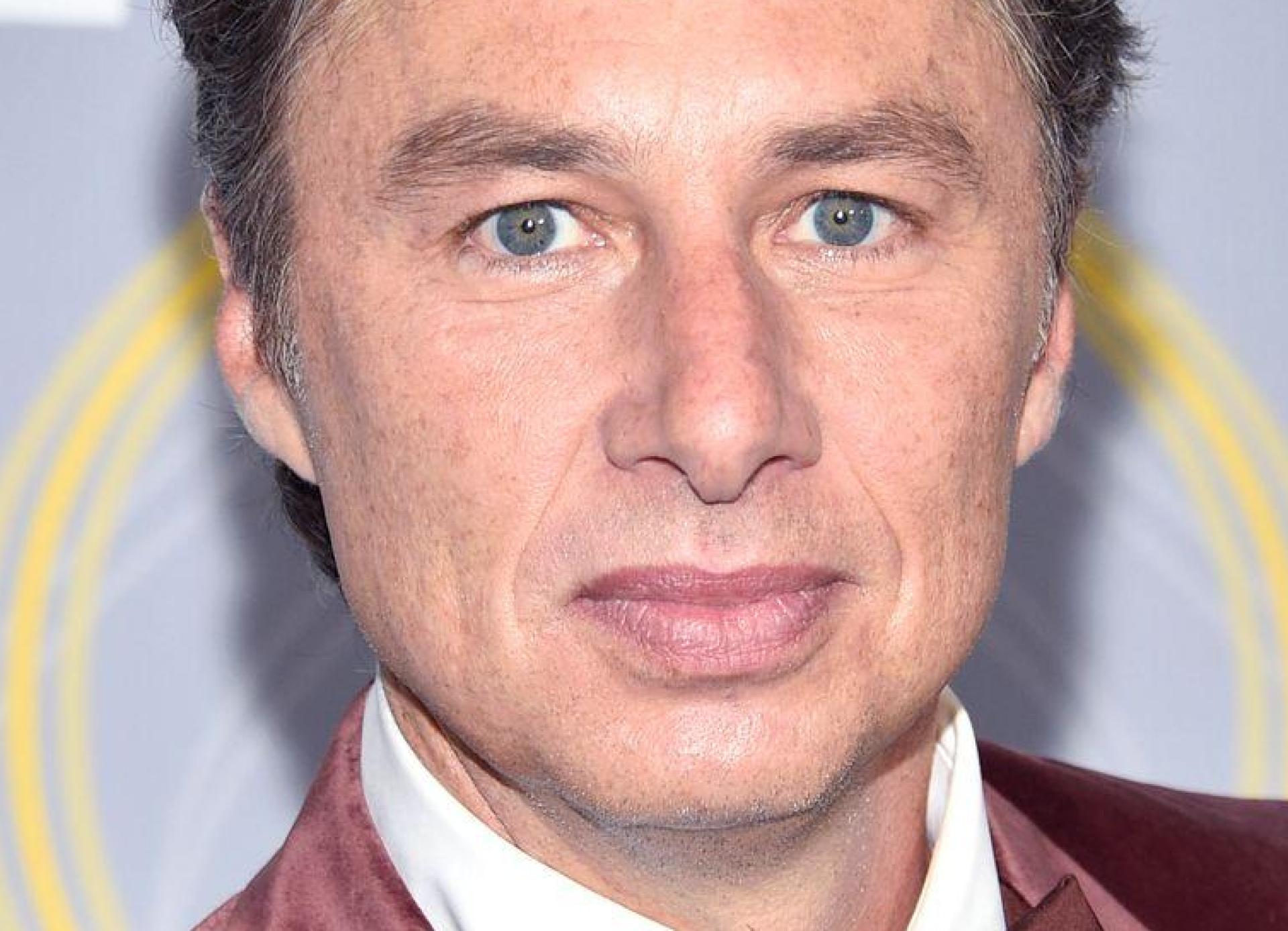 Schauspieler und Drehbuchautor Zach Braff bringt „Scrubs“ zurück. (Archivfoto) (Bild: Evan Agostini/AP/dpa)