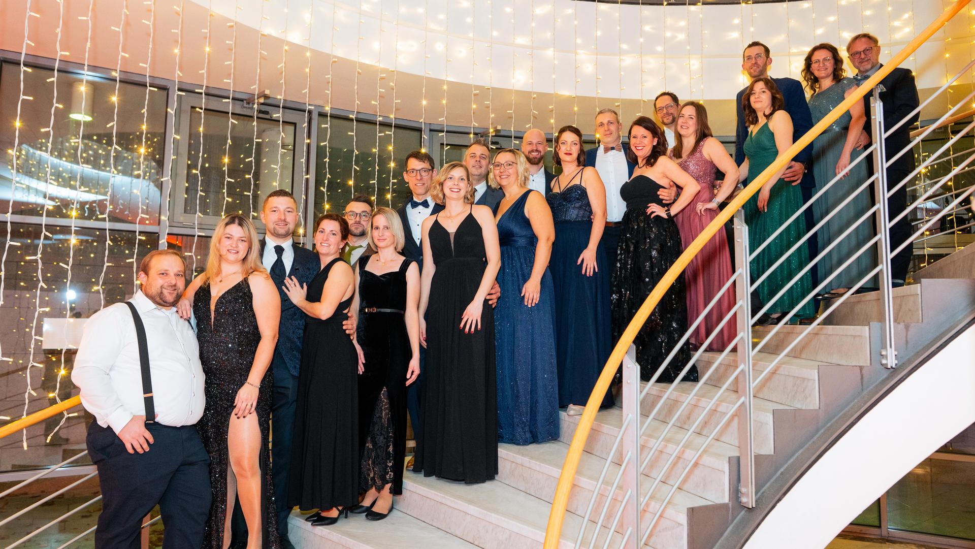 Am Samstag wurde es in der Weidener Max-Reger-Halle außergewöhnlich festlich. (Bild: Hannes Stock)