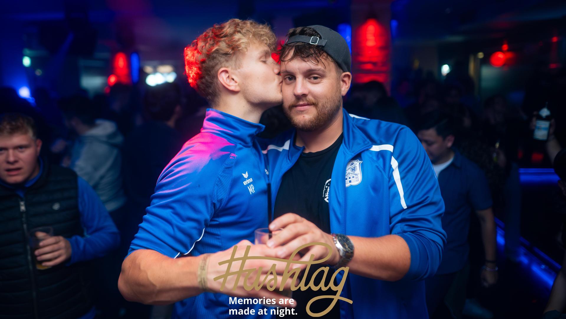 Die Bilder aus dem Hashtag vom Samstag mit DJ Sam + Niels Van Gogh. (Bild: Hannes Stock)