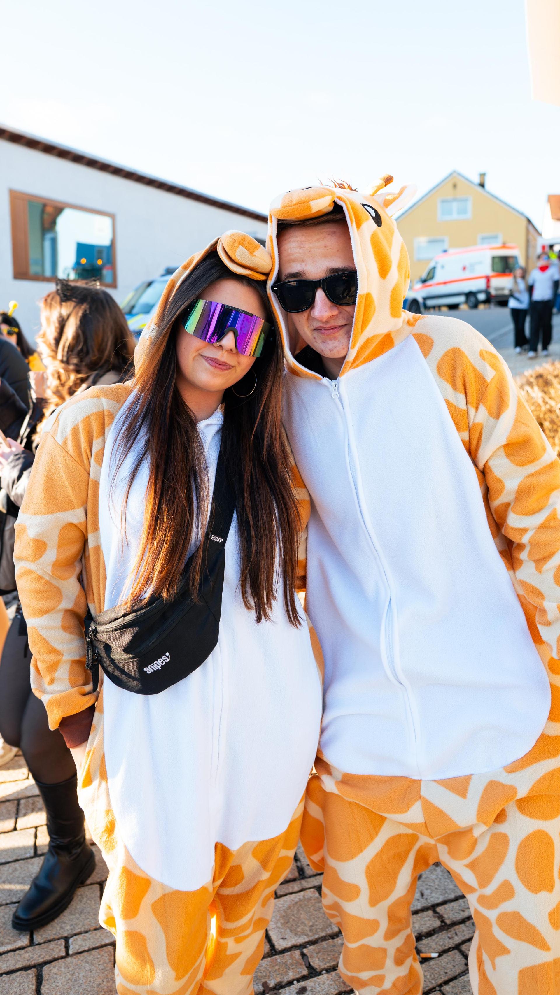 Erst Faschingszug, dann Afterparty in Neustadt. Wir haben die Bilder.  (Bild: Hannes Stock)