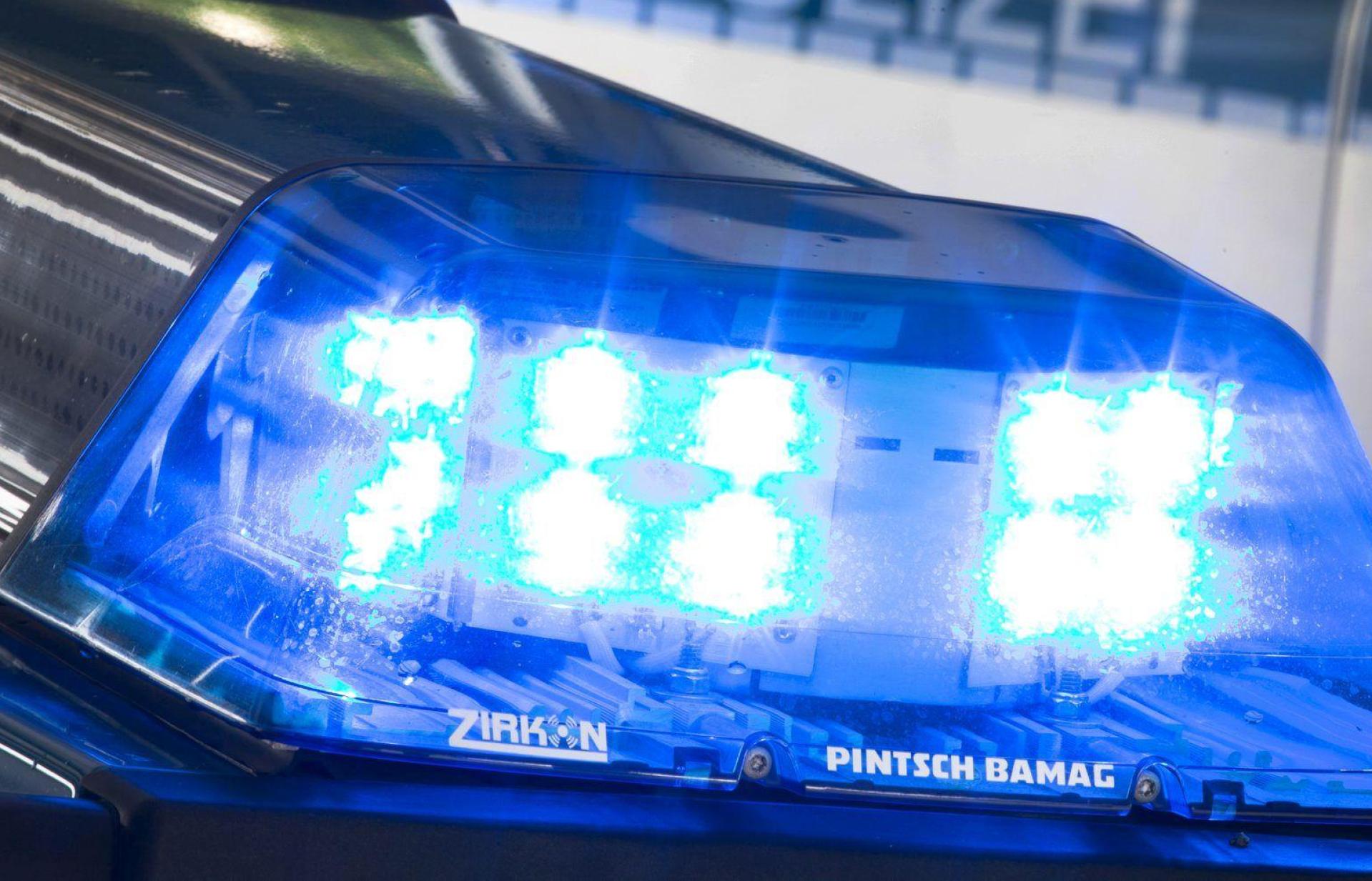 Die Polizei sucht nach Hinweisen, wo das grüne Mountainbike jetzt ist. (Symbolbild: Friso Gentsch/dpa)