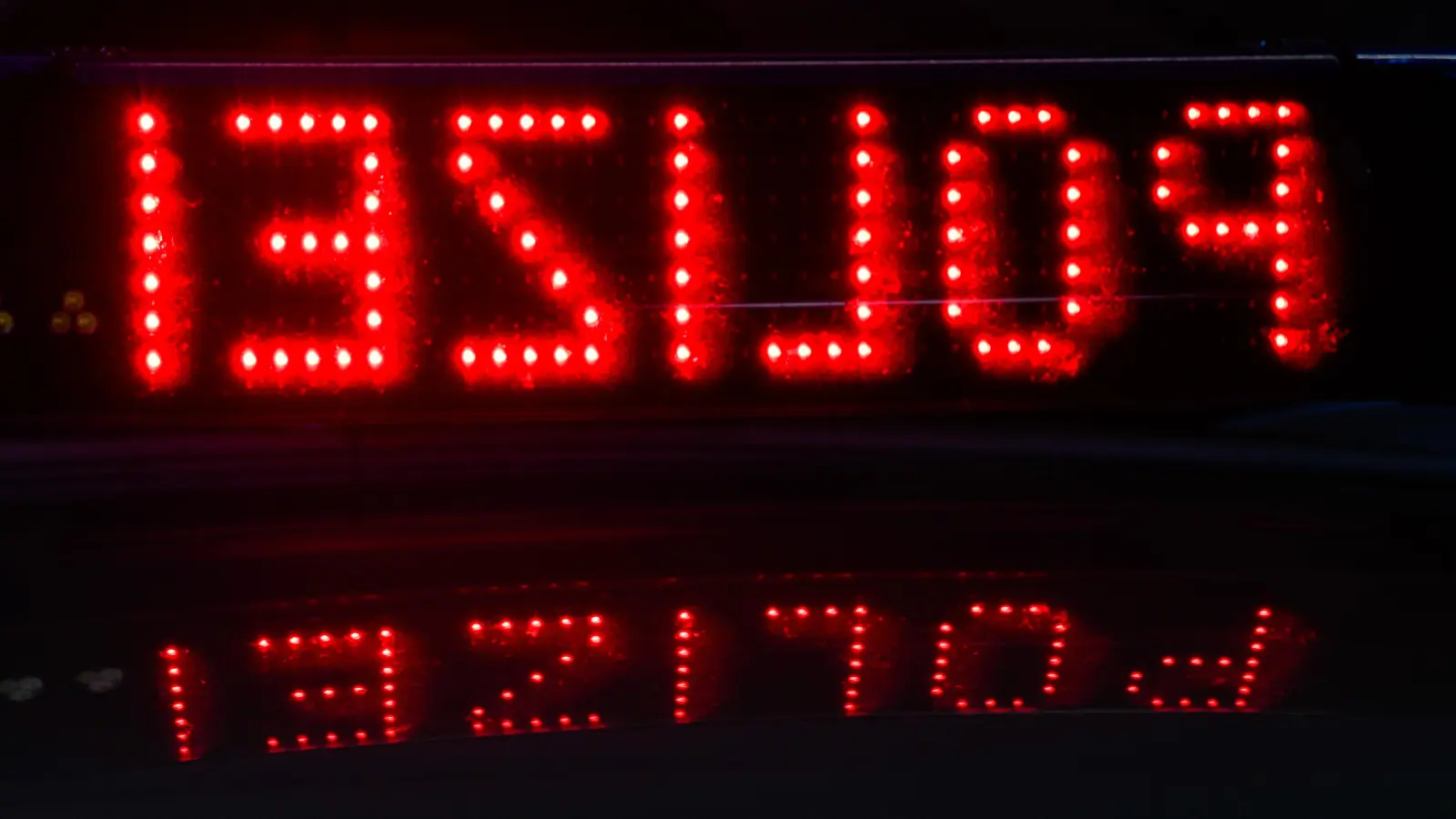 Das Gemeinsame Zentrum Schwandorf unterstützt die tschechische Polizei bei der Suche nach der Vermissten.  (Bild: Petra Hartl)