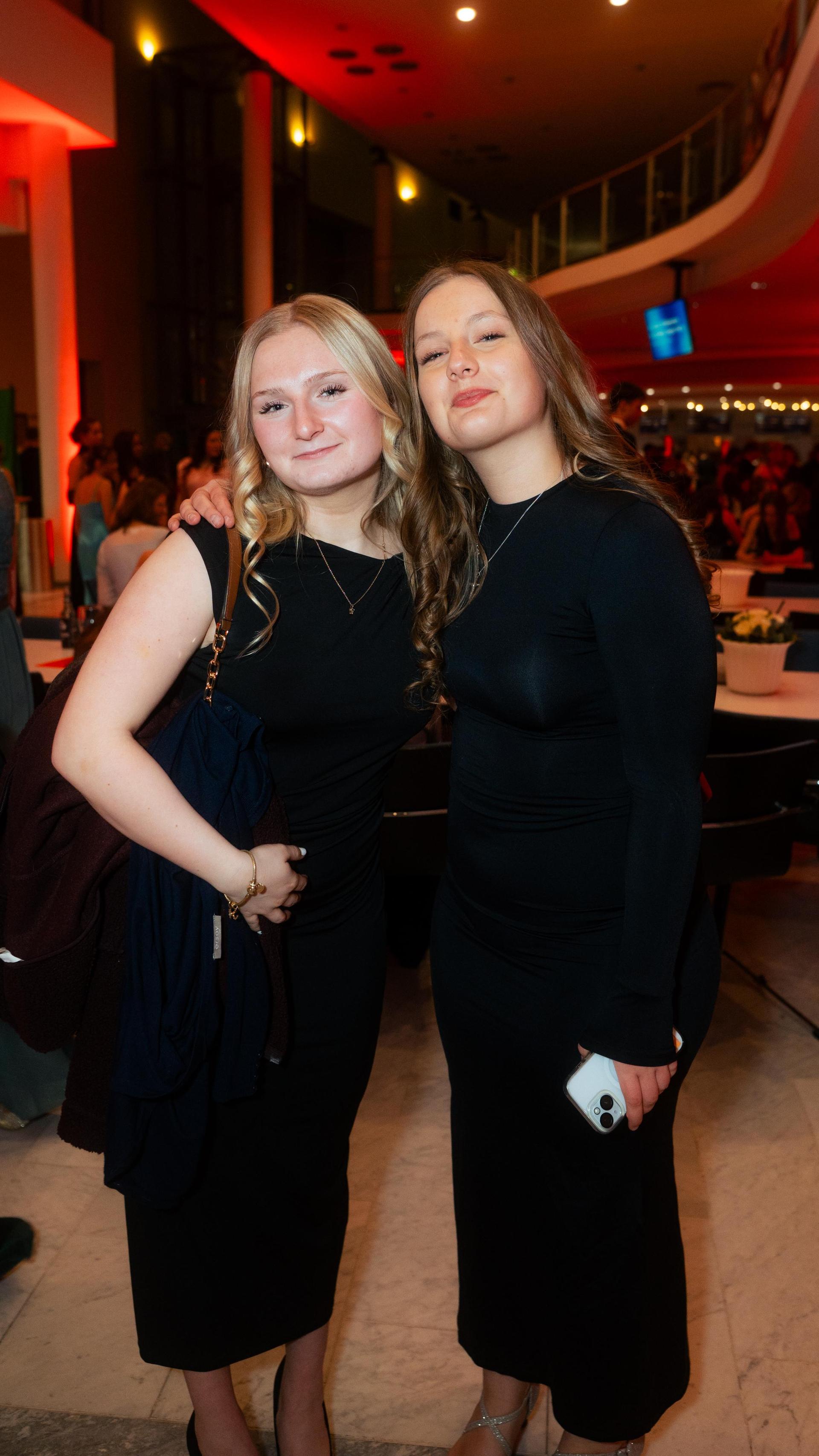 So war der Abschlussball der Realschulen in Weiden. (Bild: Hannes Stock)