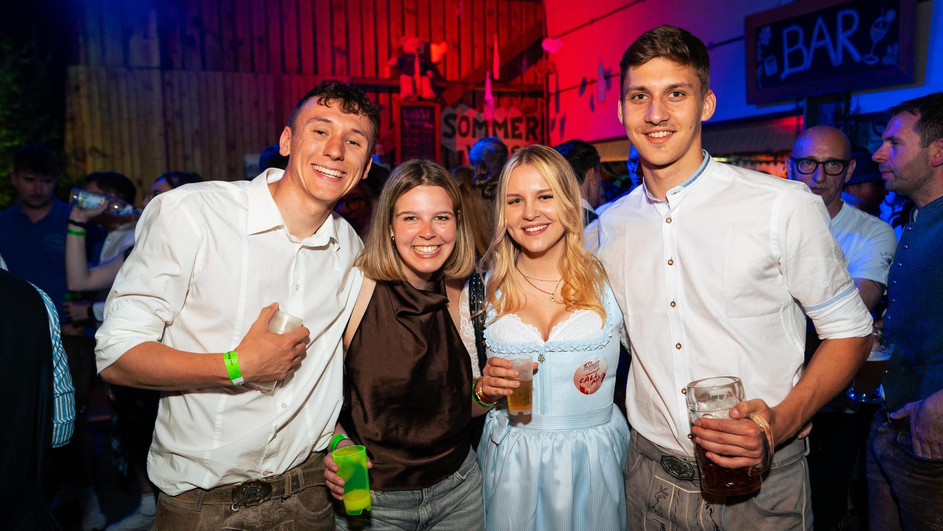 Bei der „Sommerwiesn” der KLJB Waldthurn ging es hoch her. (Bild: Hannes Stock)