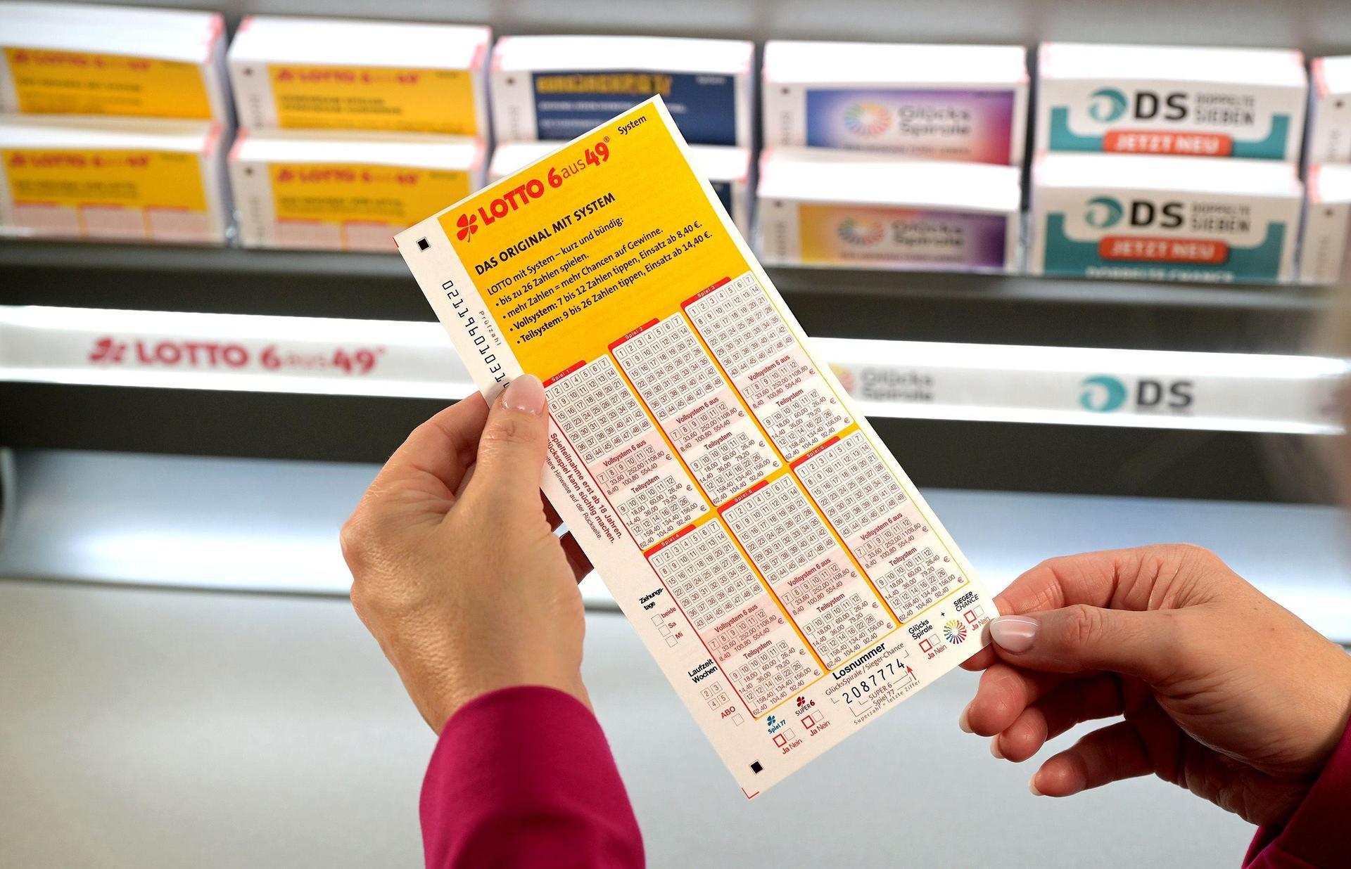 Zwei Spieler aus der nördlichen Oberpfalz haben bei den Lotterien Lotto 6aus49 und Doppelte 7 Großgewinne erzielt. (Bild: Staatliche Lotterie- und Spielbankverwaltung)