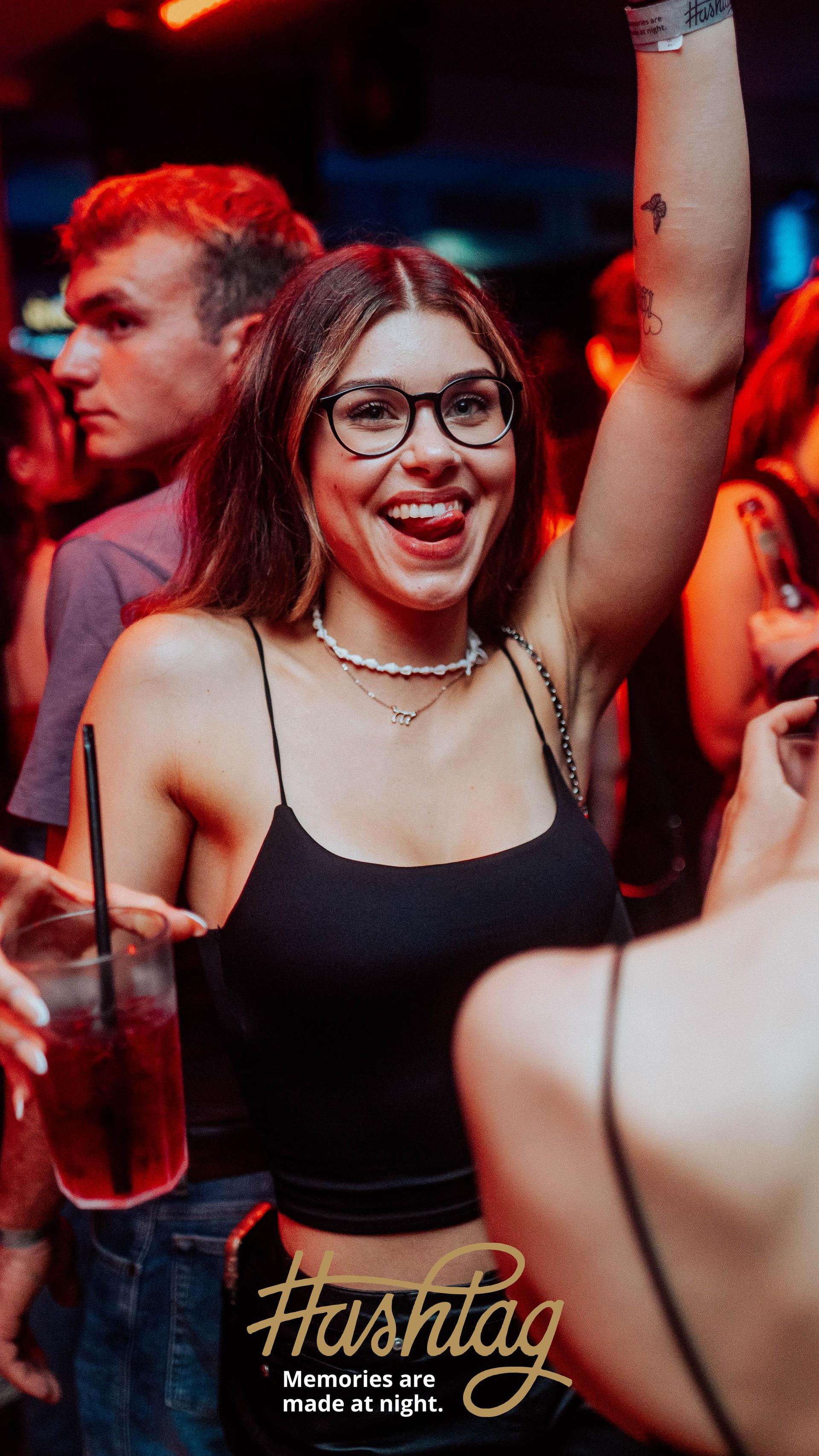 Im Hashtag legte am Samstag DJ Dollar Bill auf und sorgte für beste Stimmung. (Bild: Sebastian Reiter)