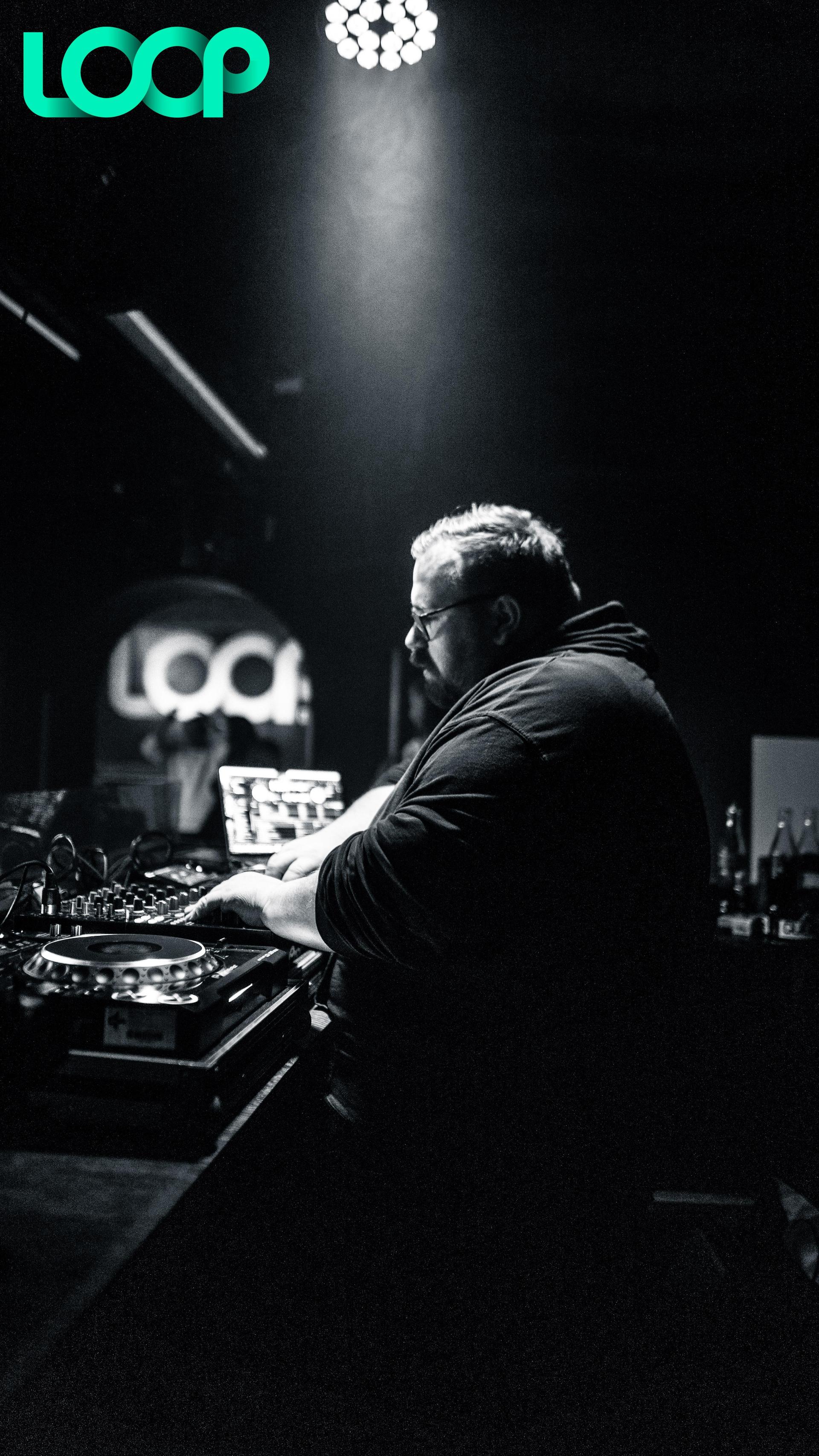 „Dark Glamour New Years Party”: Das war das Motto bei der Party am Freitag im Loop Weiden. (Bild: Hannes Stock)