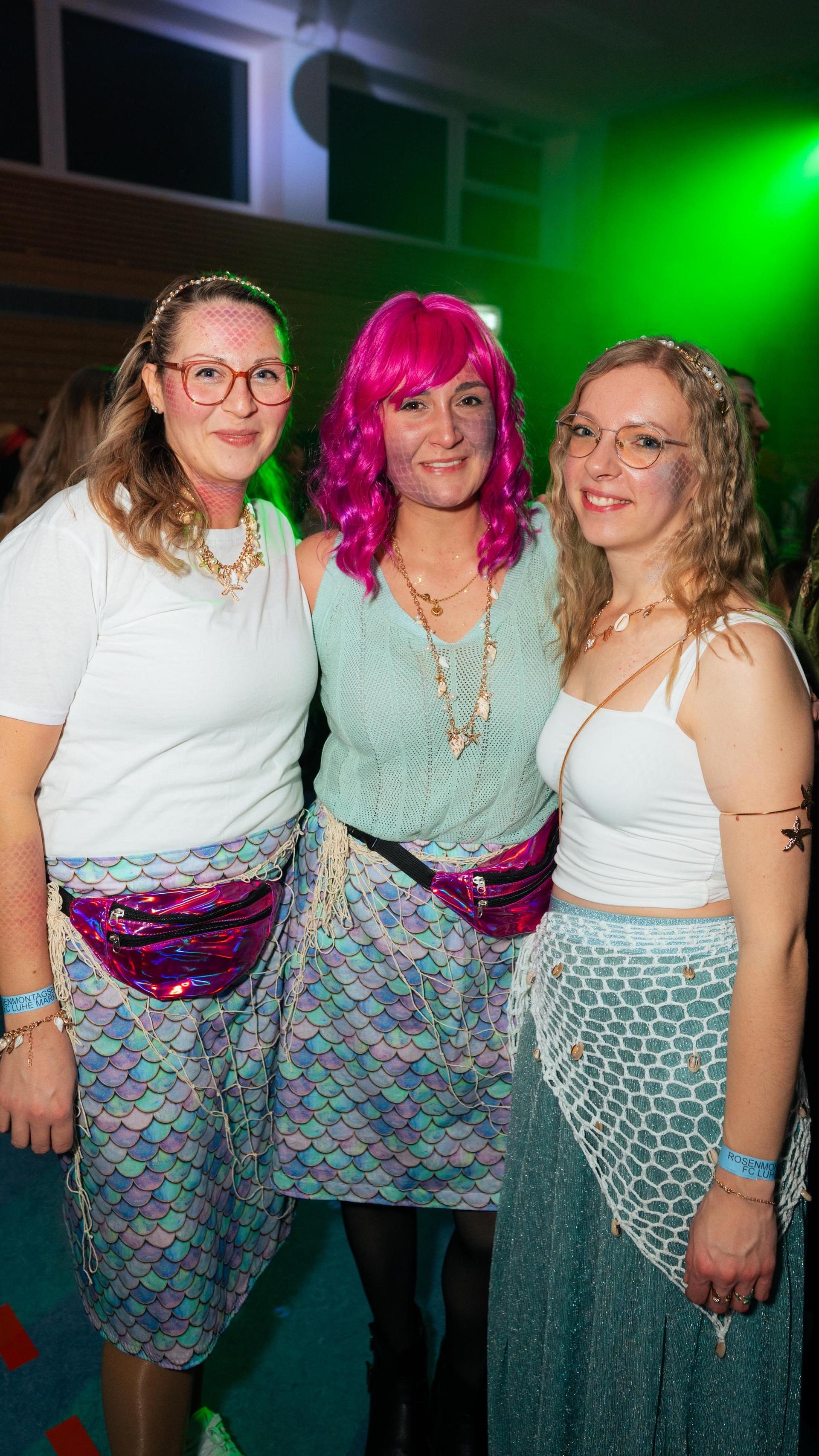 Beim Faschingsball des FC Luhe gings mit Vollgas weiter im Faschingstreiben.  (Bild: Hannes Stock)